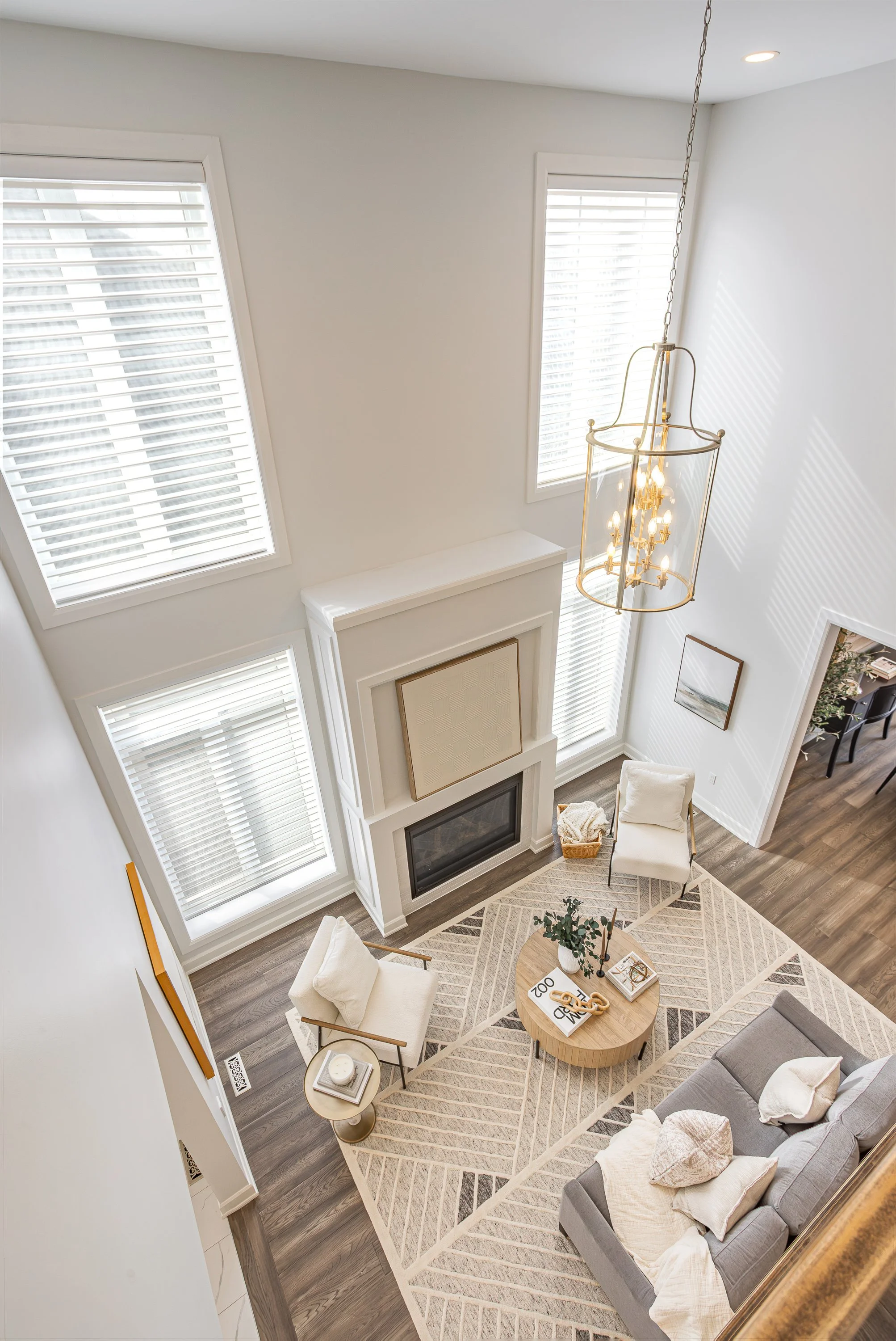 2-159 Windermere Rd-15.jpg