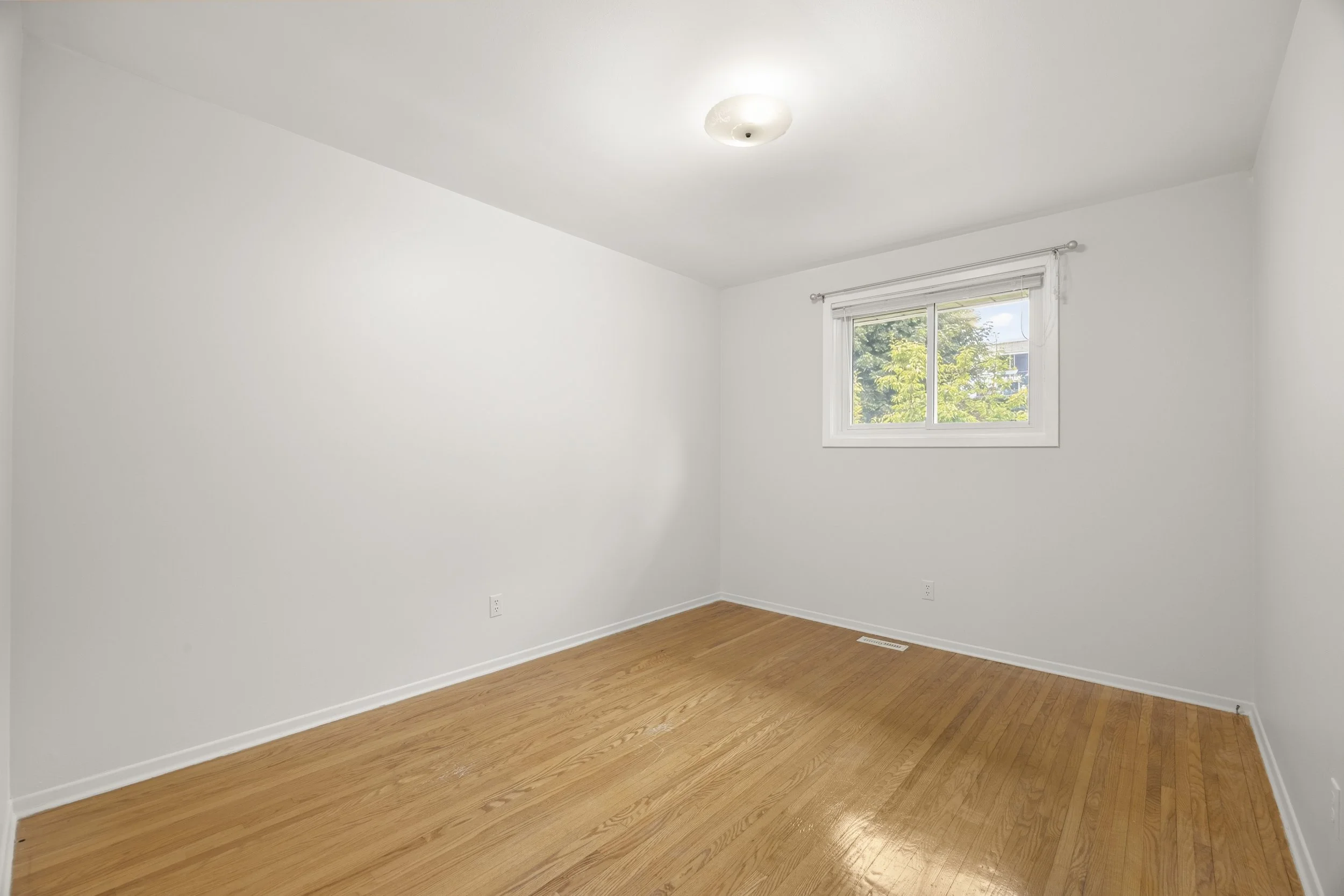 25 Noel Ave -20.JPG