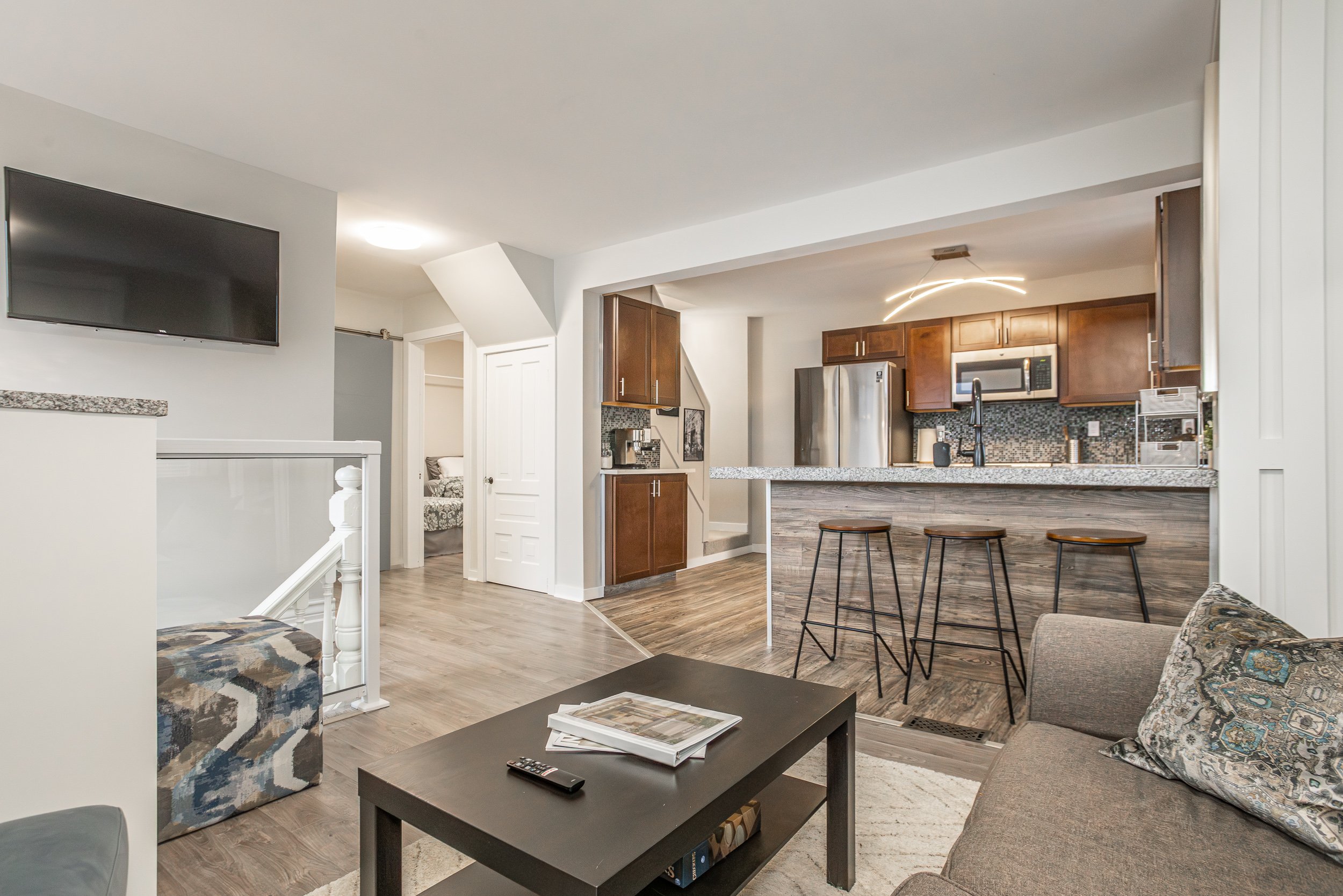 141 Bruce St - Unit 1-9.jpg