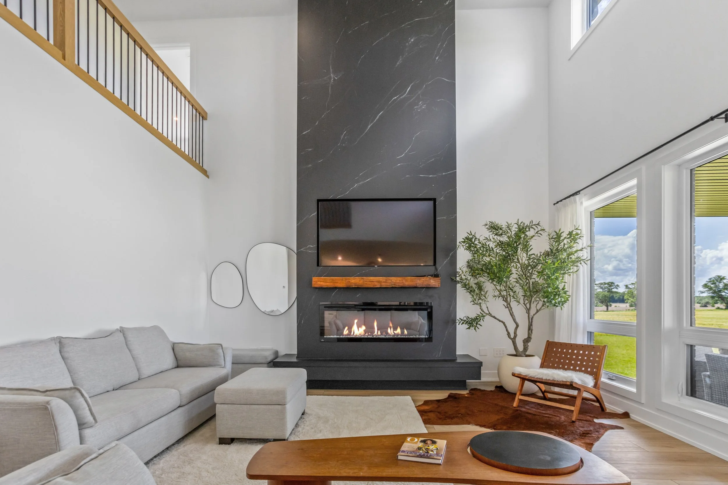 990 Manning Dr-15.jpg
