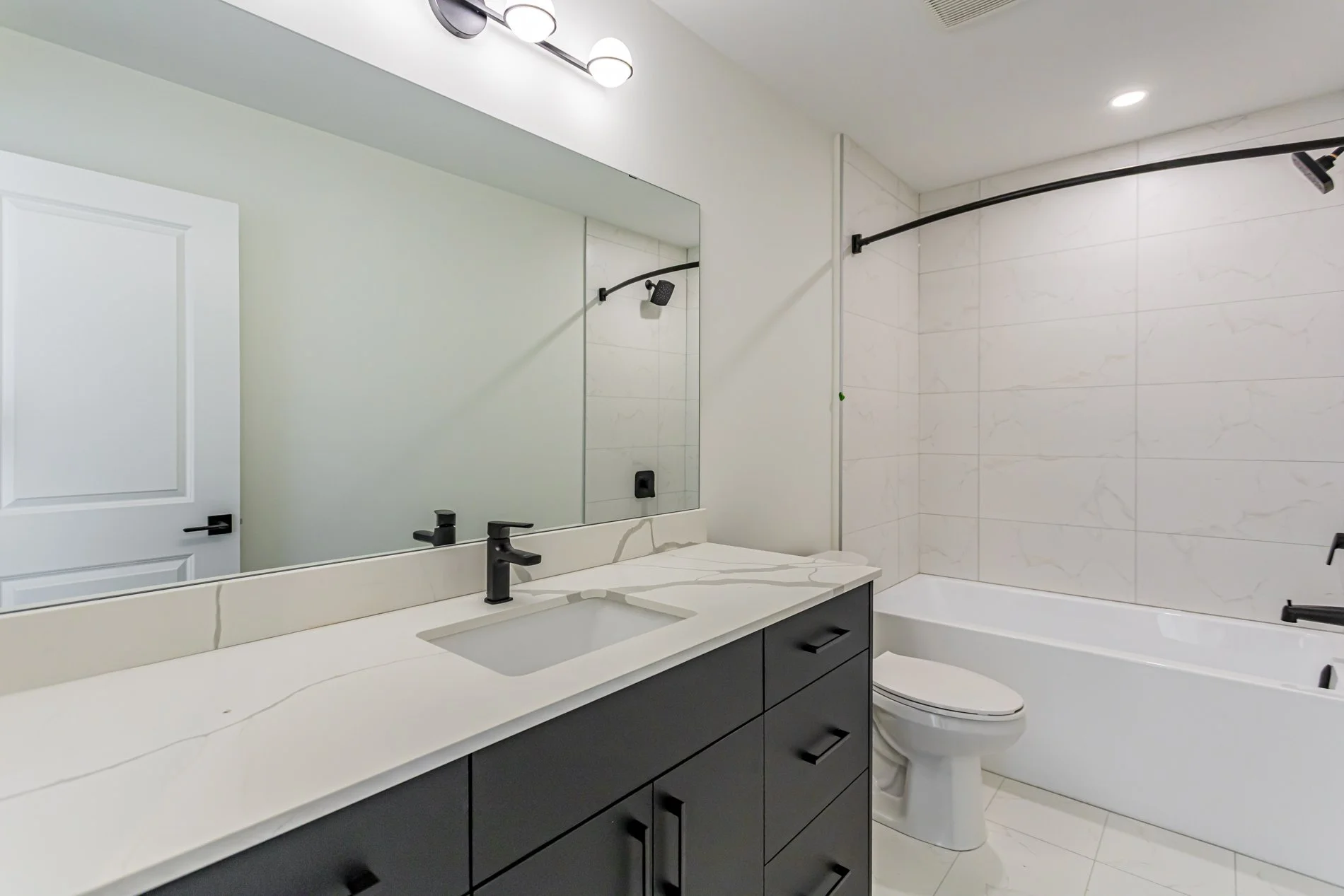 43-3900 Savoy_20.jpg