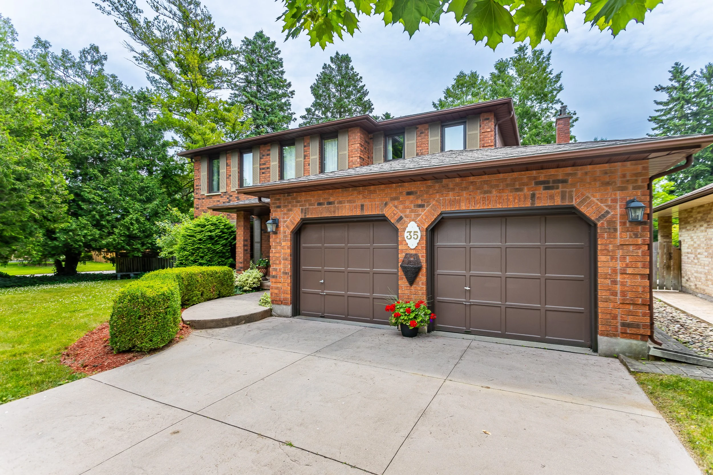 35 Shawna Rd-3.jpg
