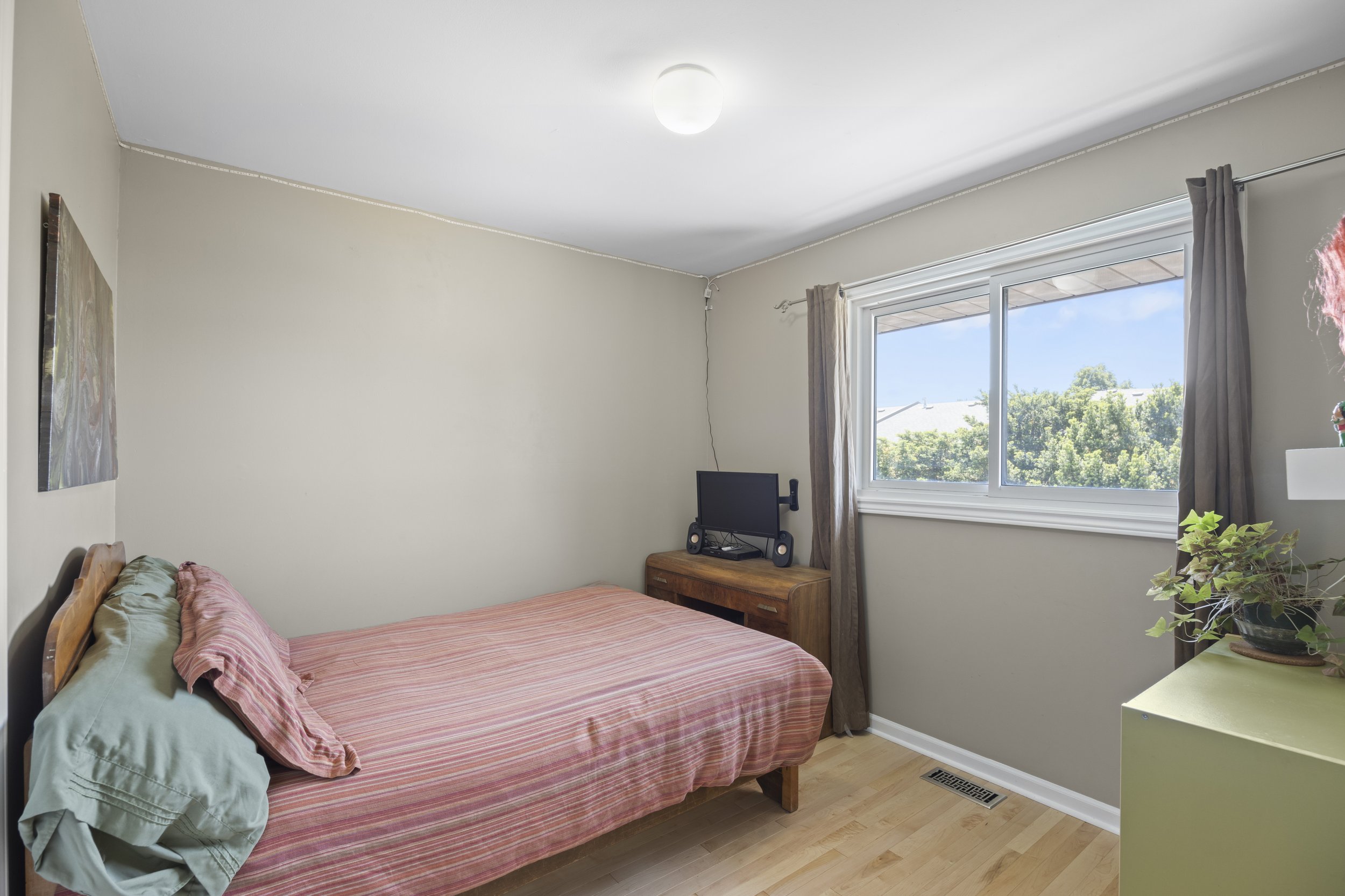 11 Brennan Dr -26.JPG