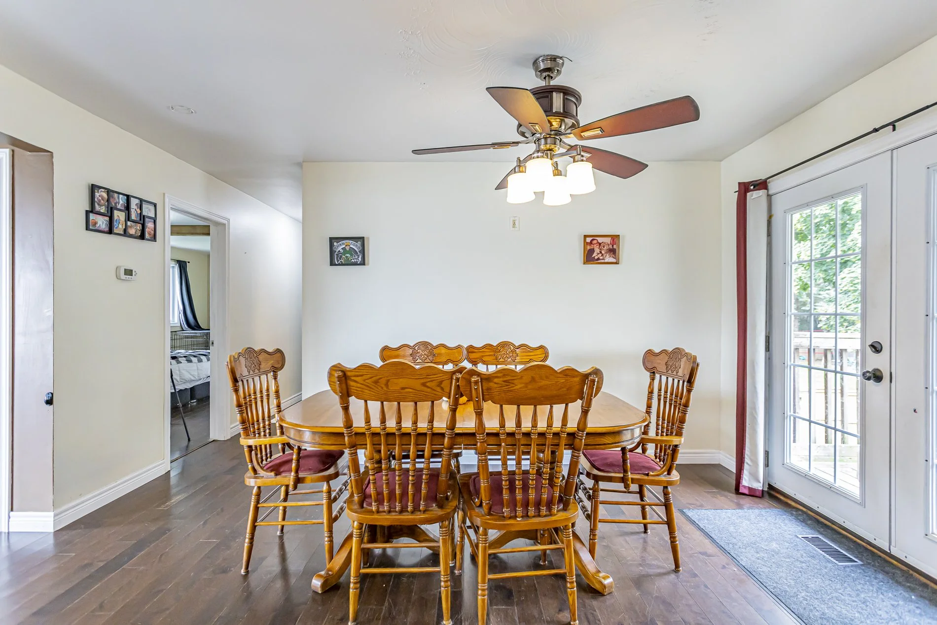 206 Brock St_11.jpg
