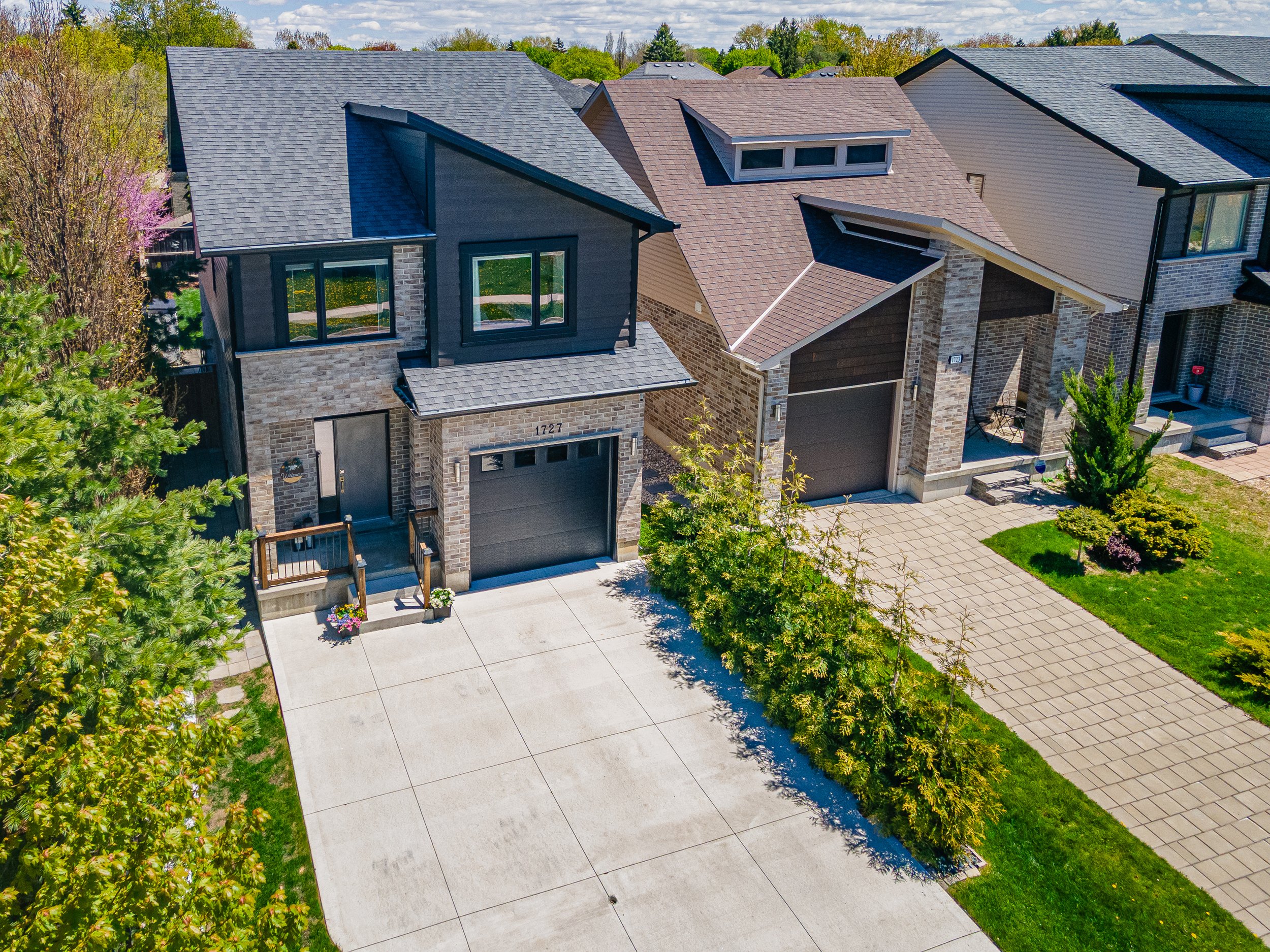 1727 Valhalla St -50.jpg