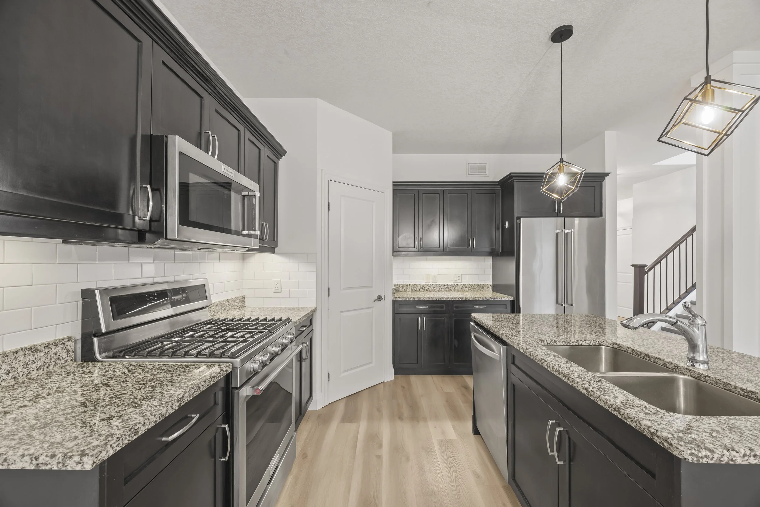 3079 Pomeroy Ln -14.JPG