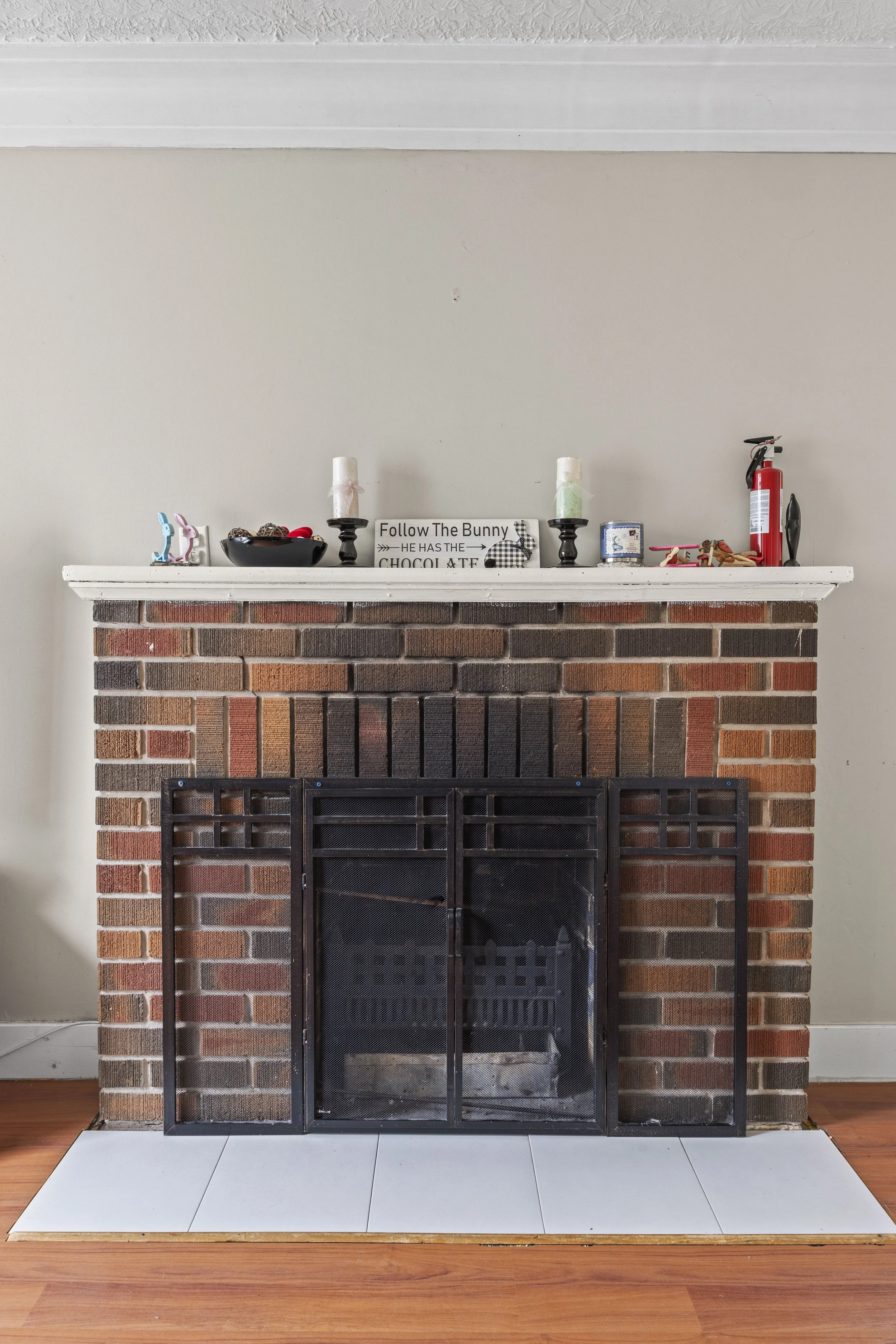 24 Terrence St -08.JPG