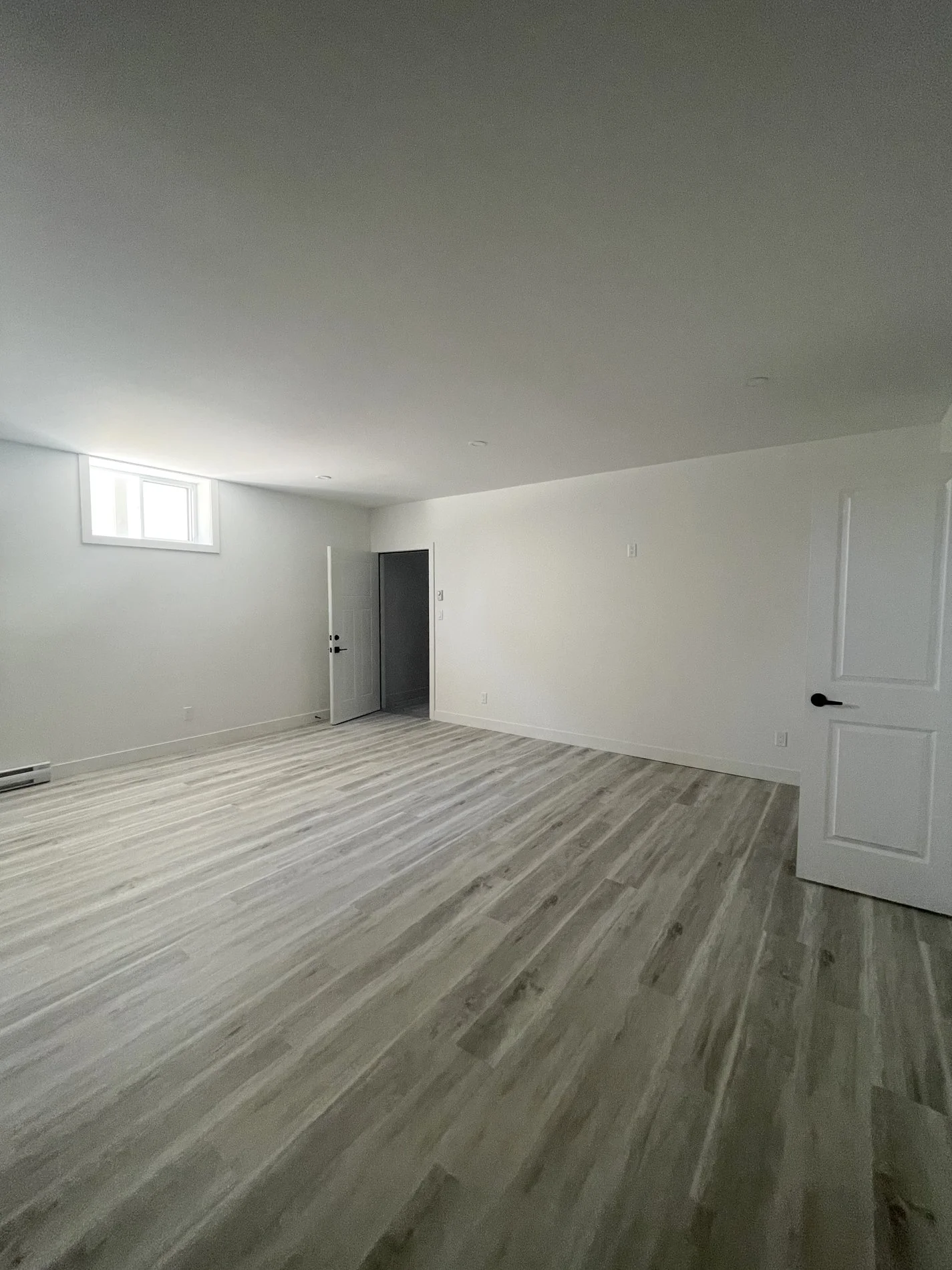 285 William St - Unit 1_04.JPG