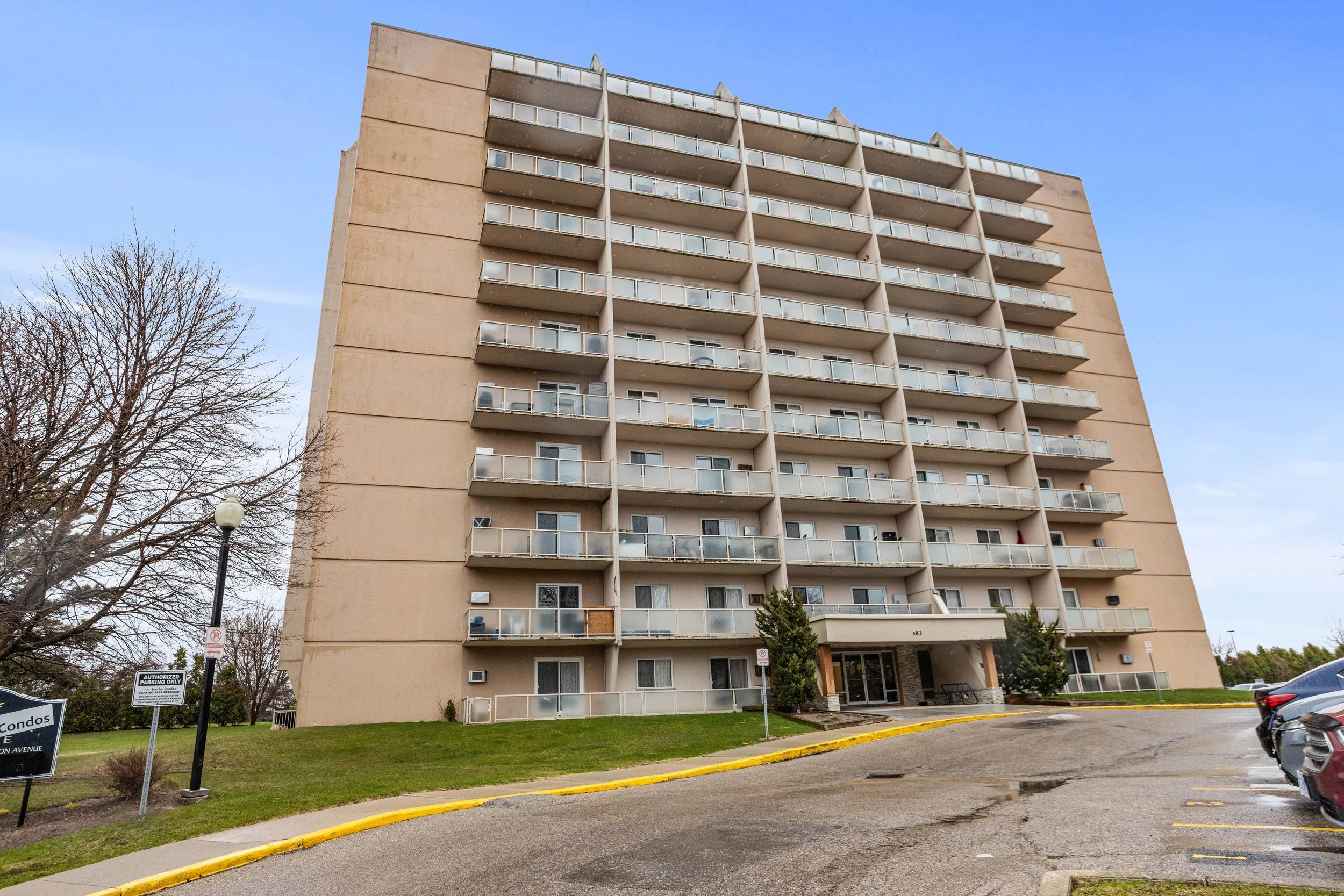 1104 - 583 Mornington Ave -04.JPG