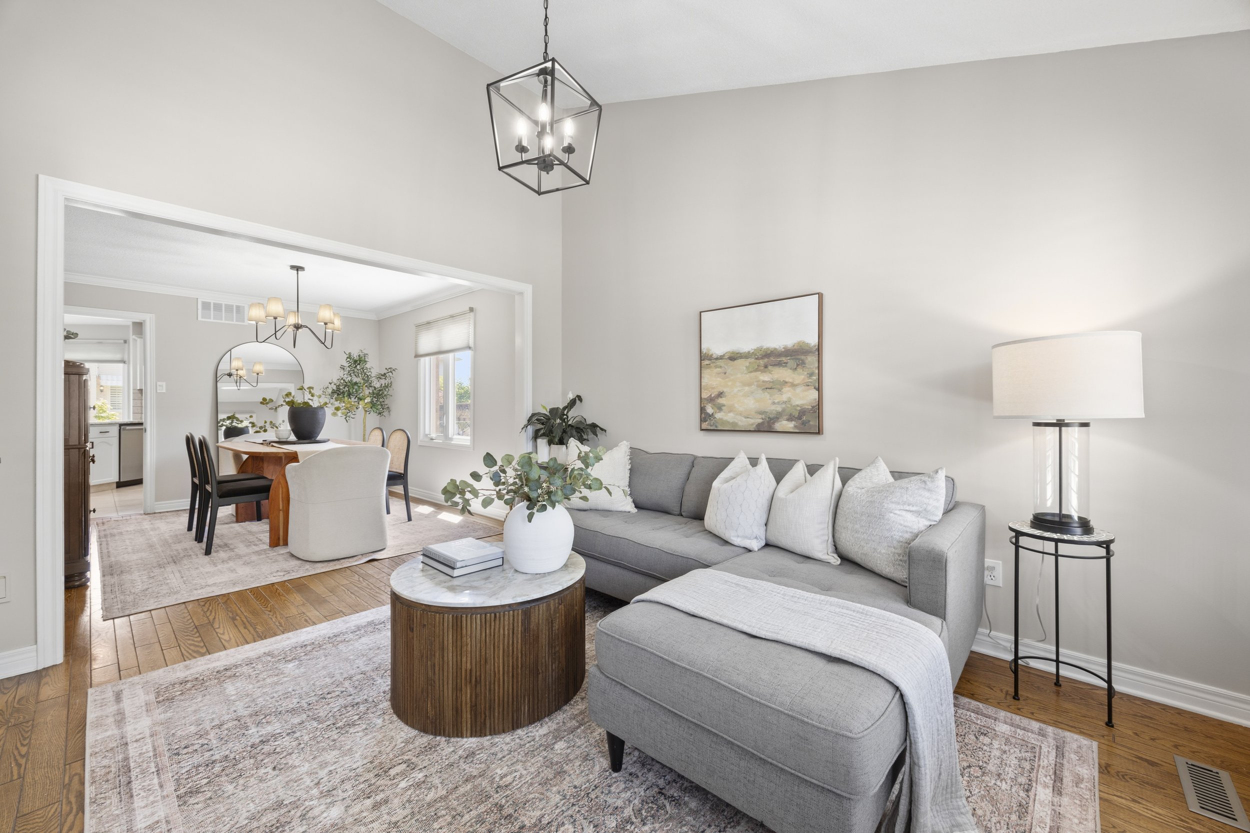 245 Ensign Cres -11.JPG