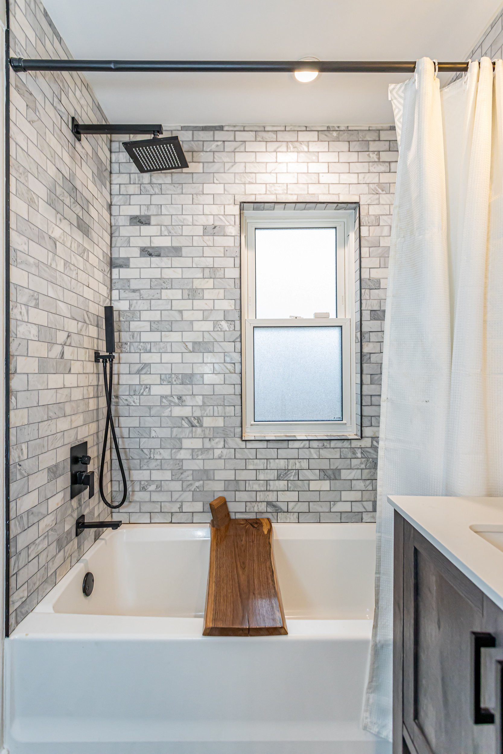 61 Gladstone Ave-18.jpg