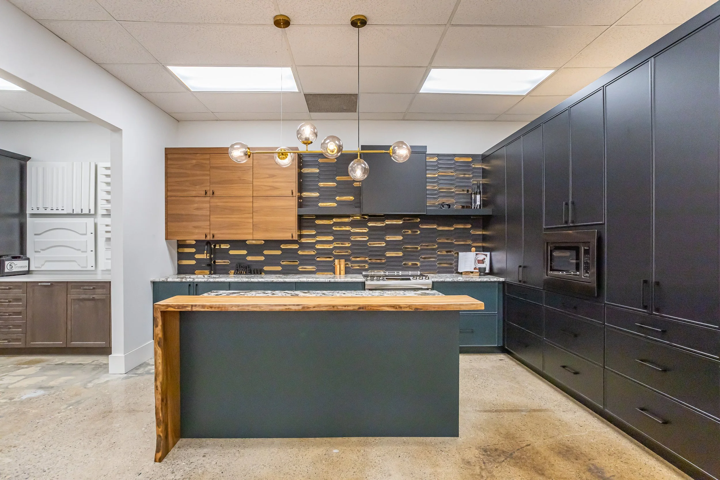LKS Showroom-29.jpg