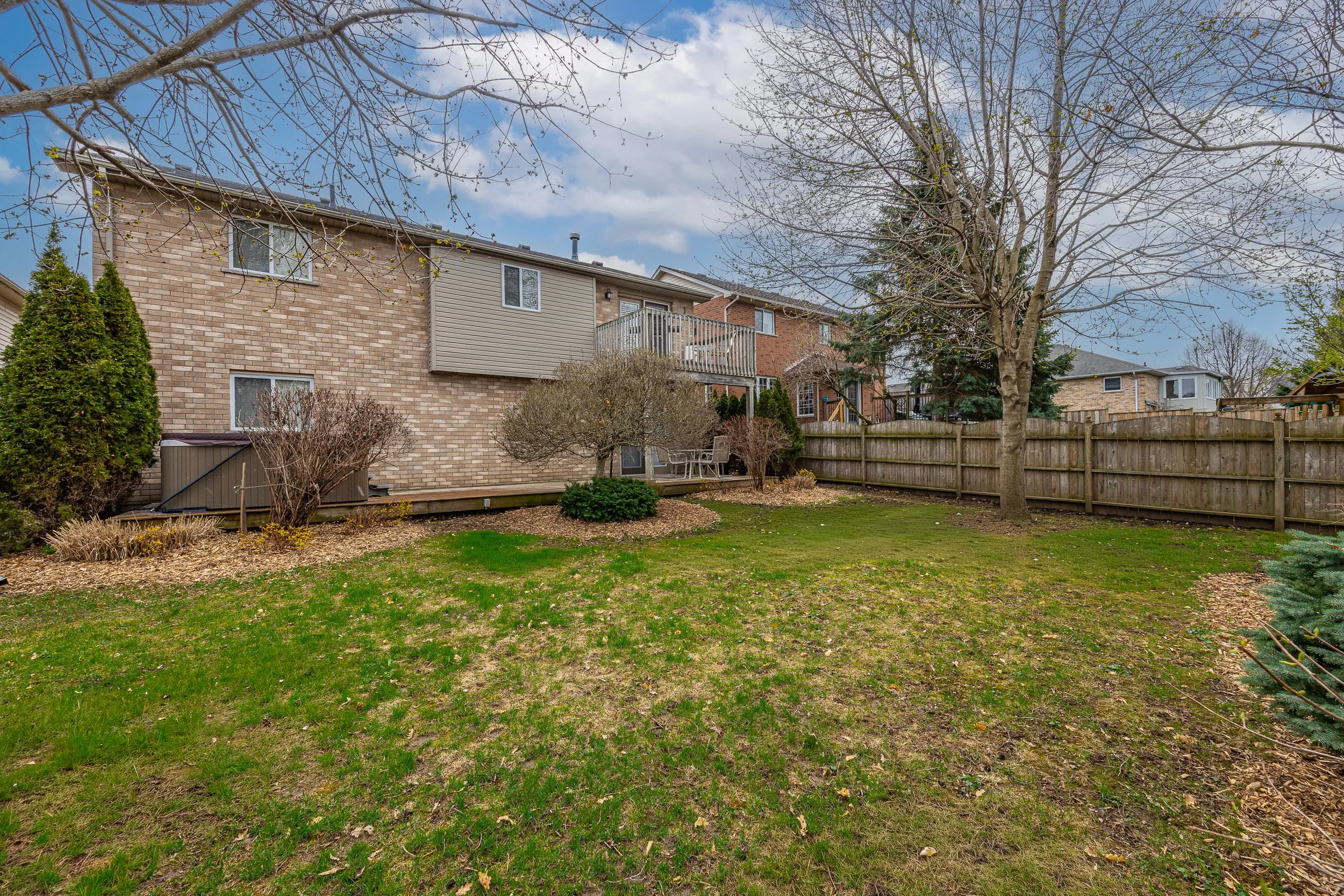 4 Oakwood Crt -39.jpg