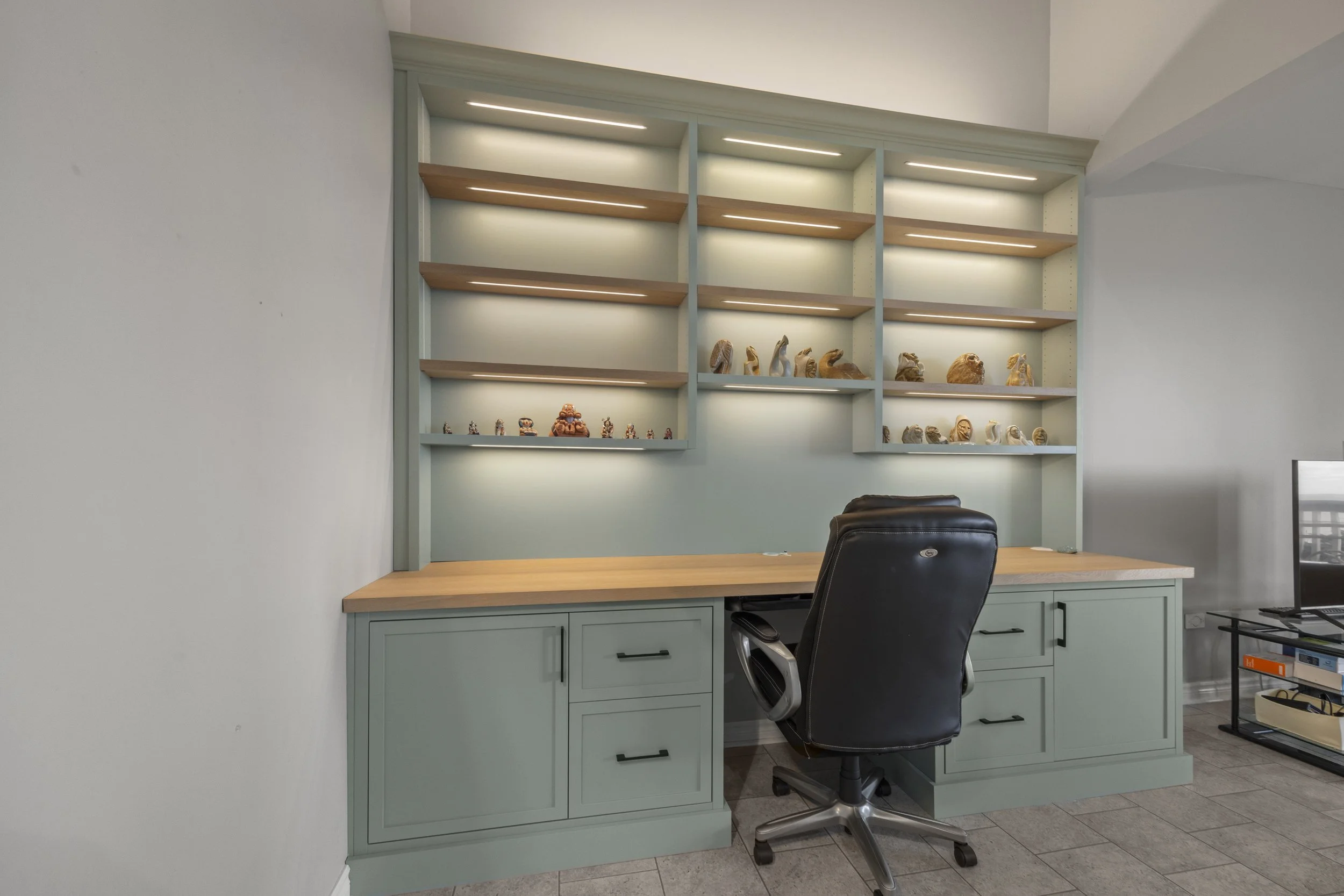 41-374 Front St -07.JPG