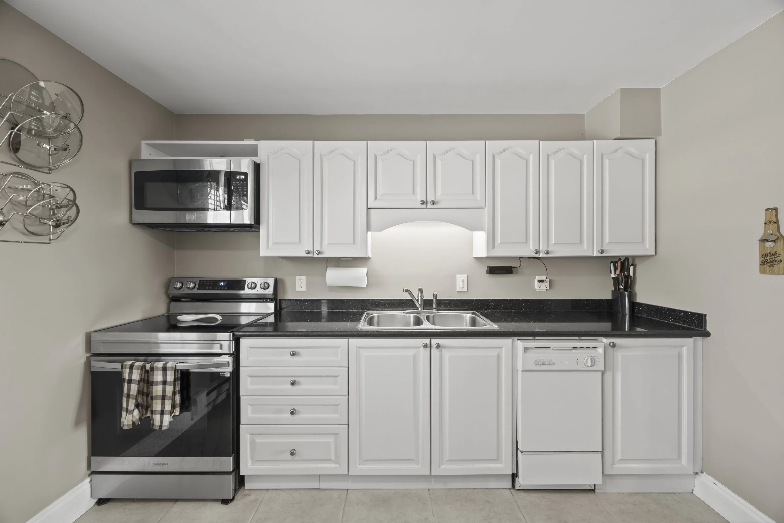 3-47 Blandford St -27.JPG
