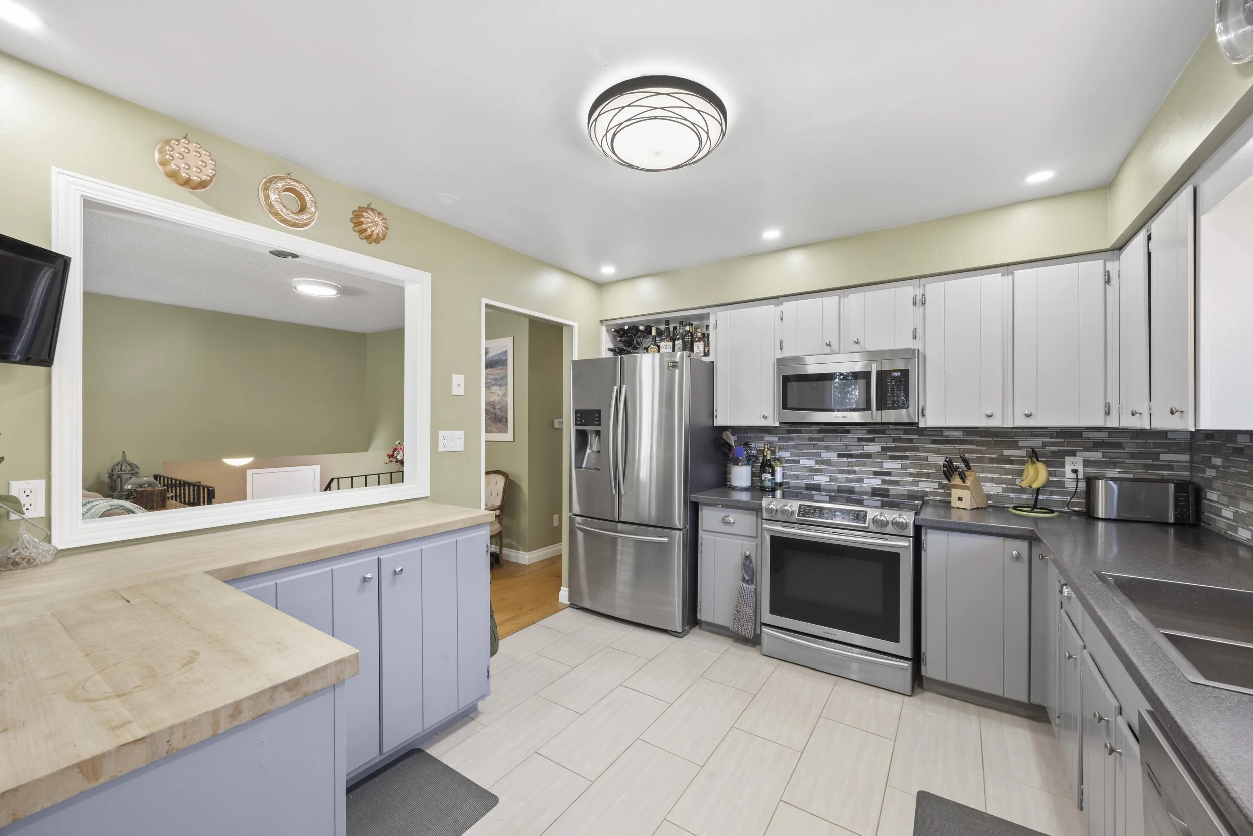 11 Brennan Dr -17.JPG