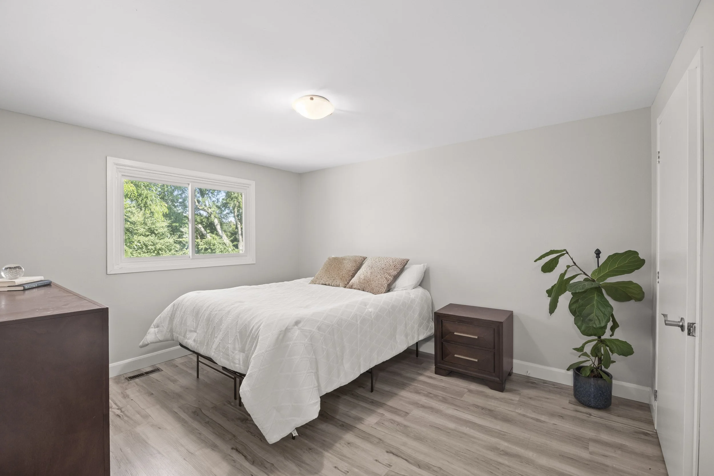 1767 Aldersbrook Rd -16.JPG