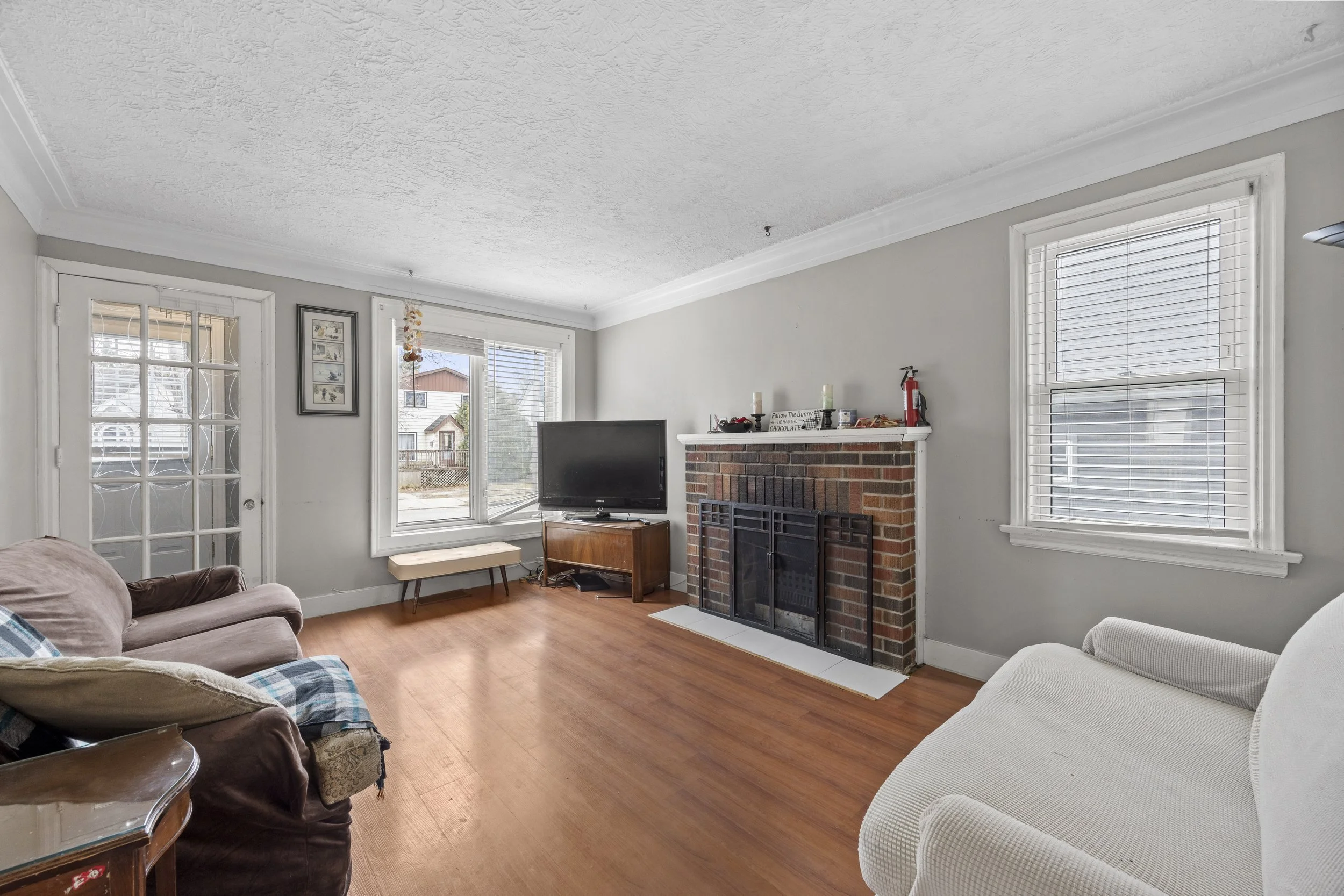 24 Terrence St -06.JPG