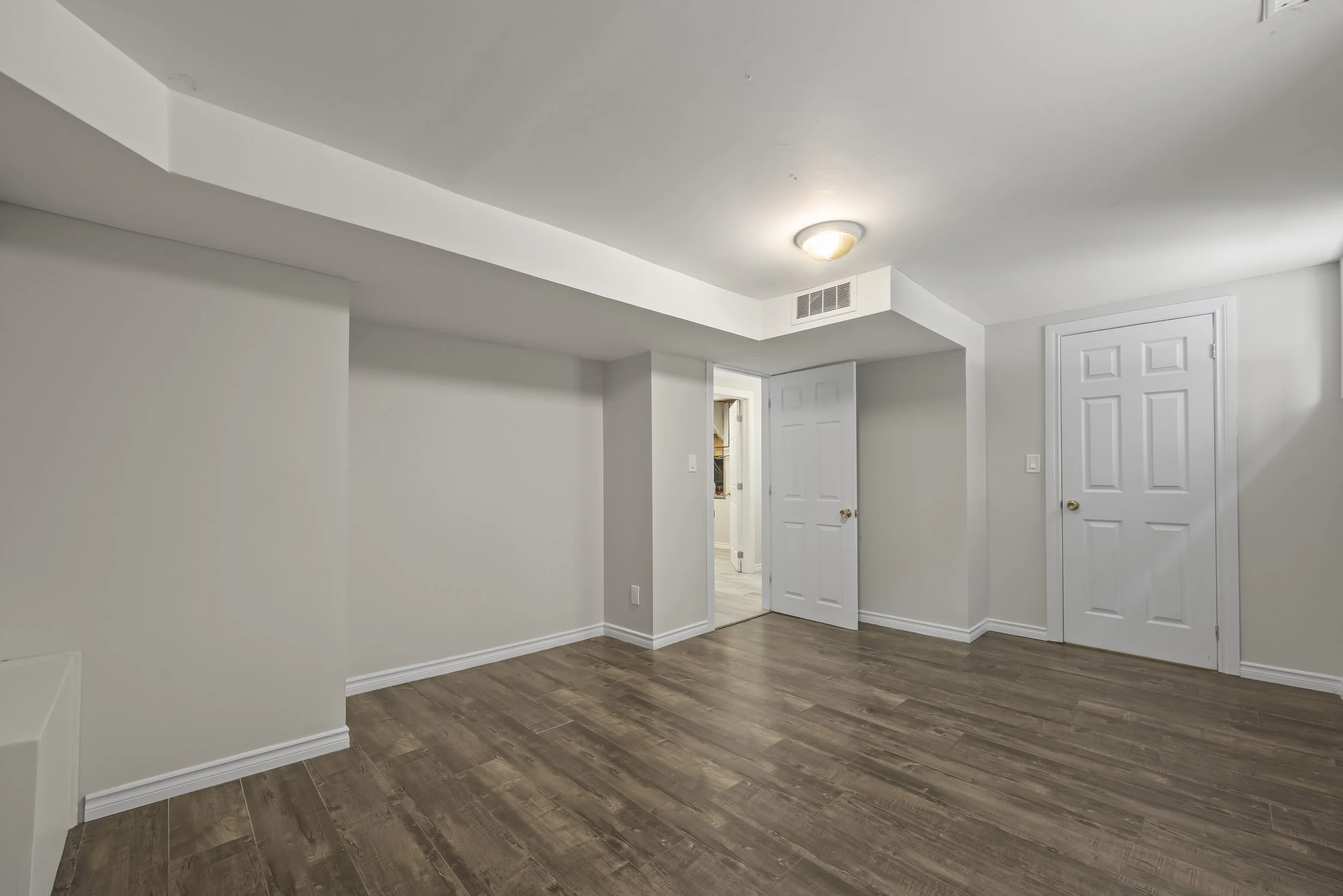 329 Thompson Rd -20.JPG