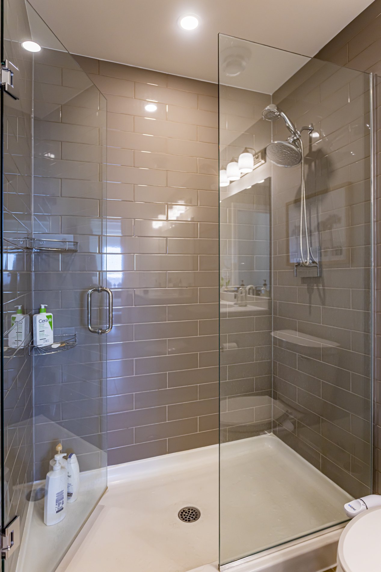 1709-505 Talbot St_27.jpg