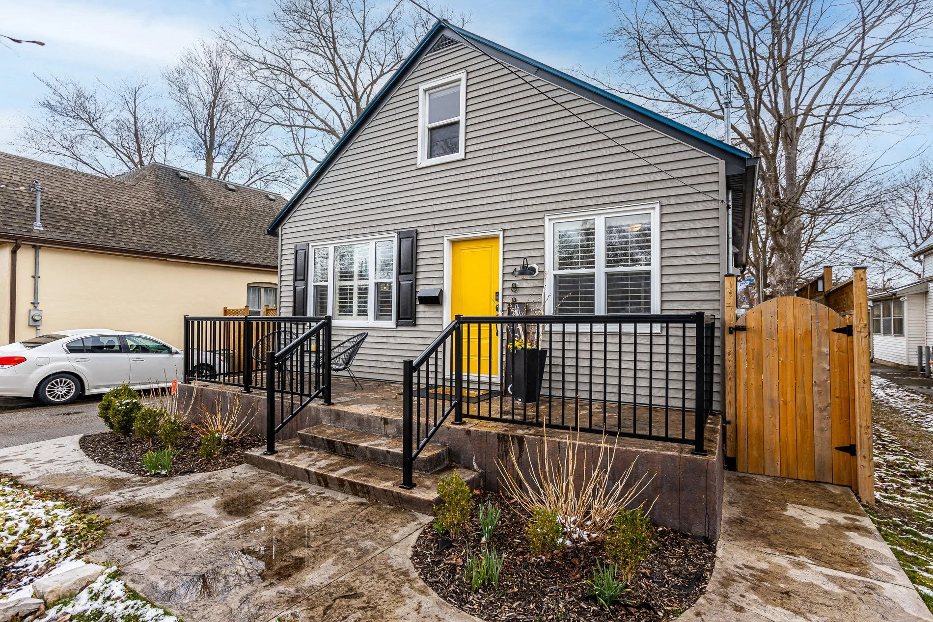 488 Central Ave-2.jpg
