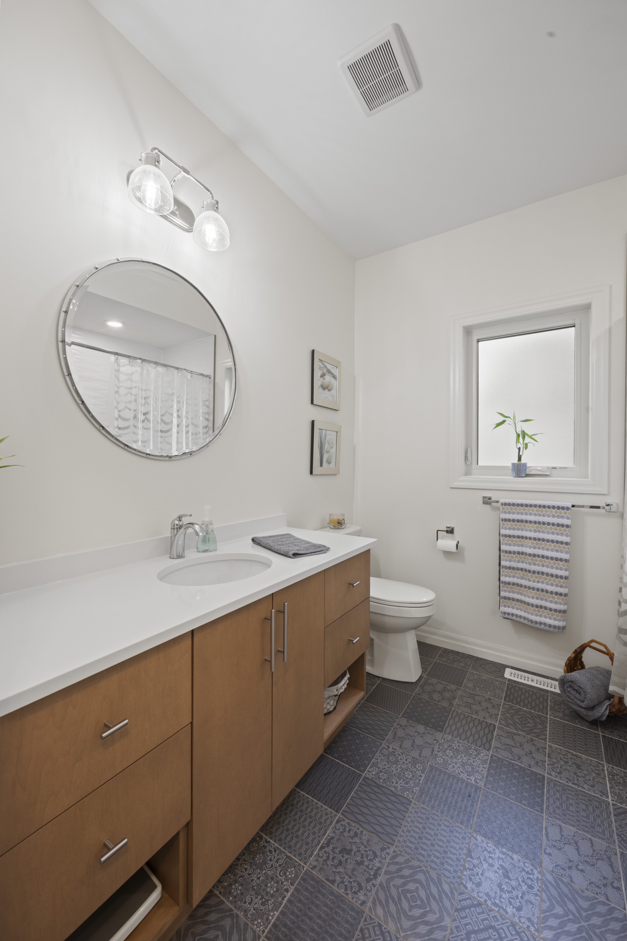 31 Violet Crt - 35.JPG