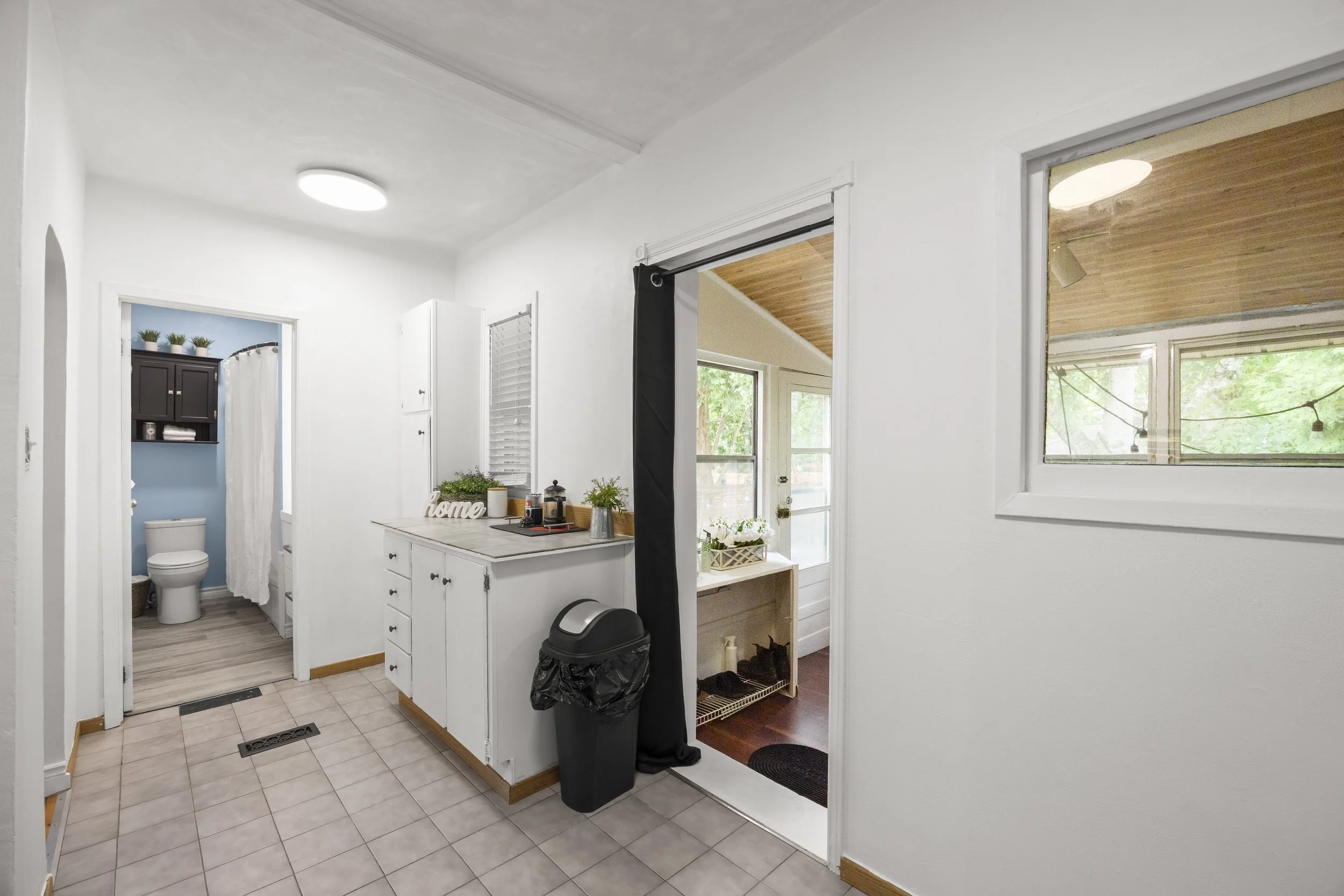 21 Wolseley Ave -22.JPG