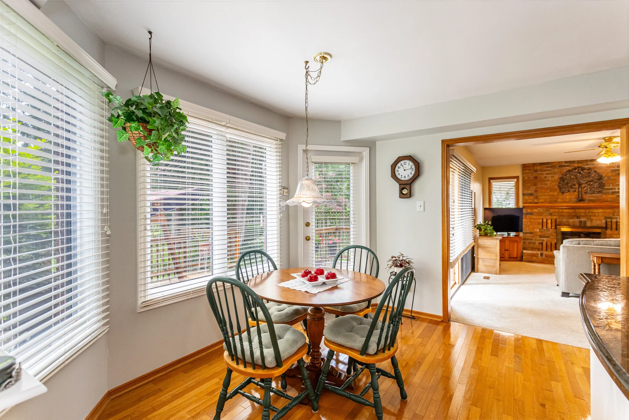 35 Shawna Rd-15.jpg