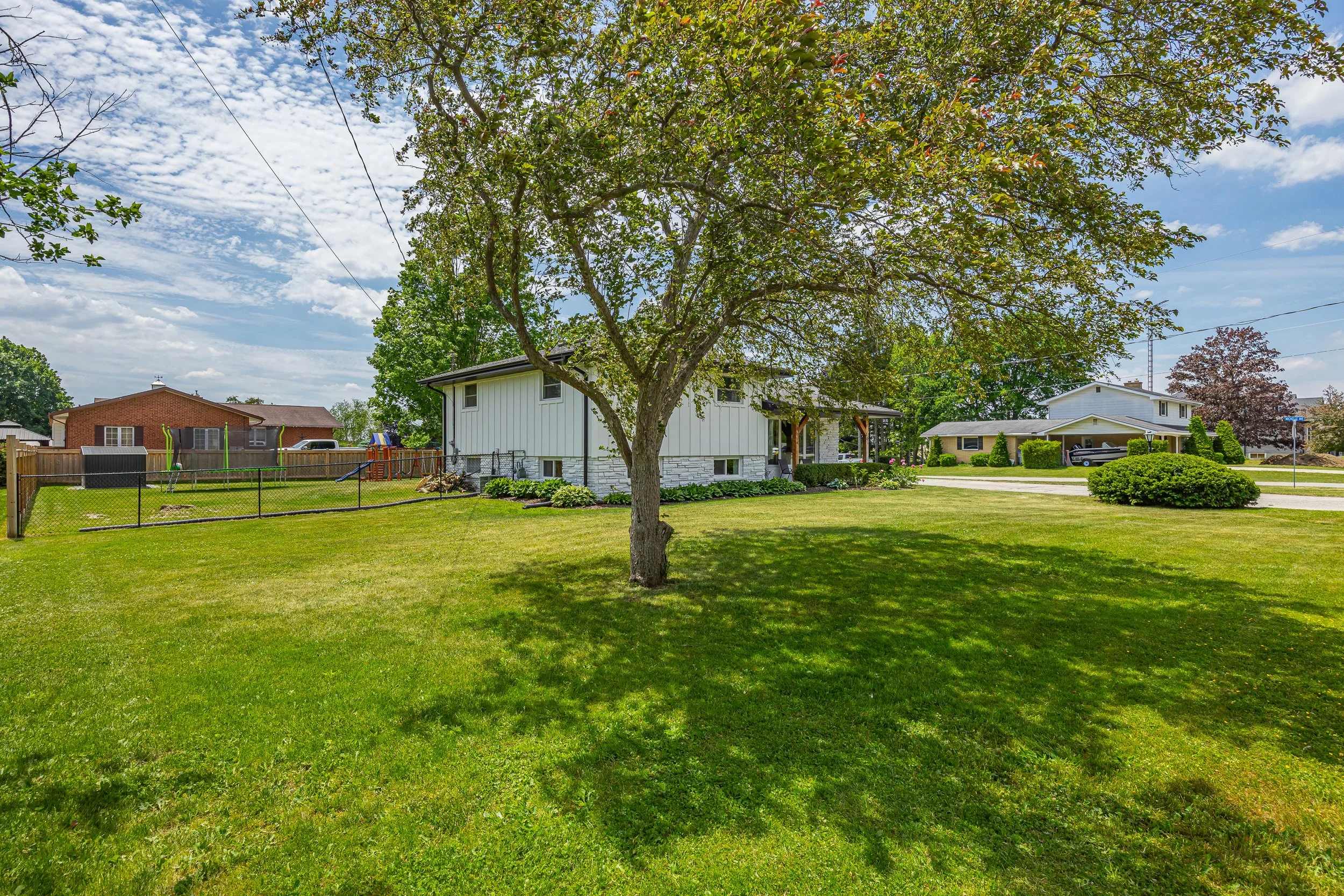 167 Mcleod St -03.jpg