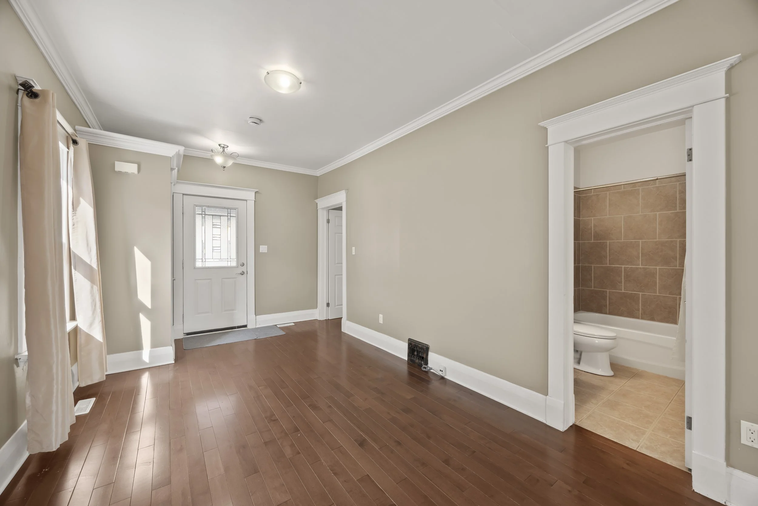 33 Terrance St. -12.JPG