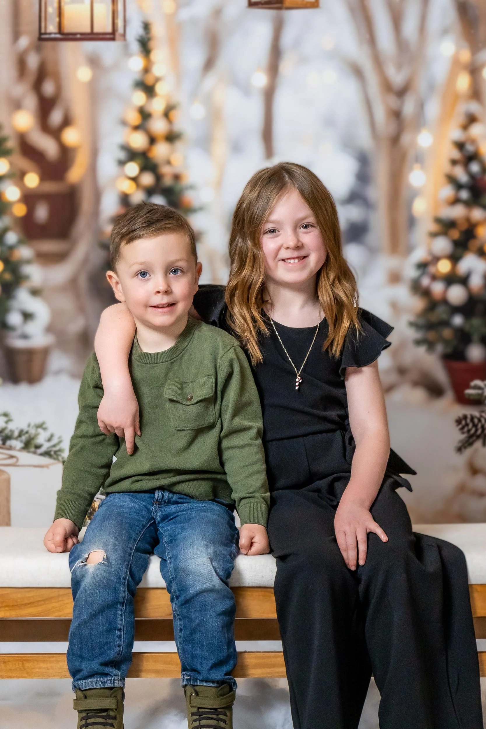 ChristmasMinis_QuinnFamily_SOCIAL-3.jpg