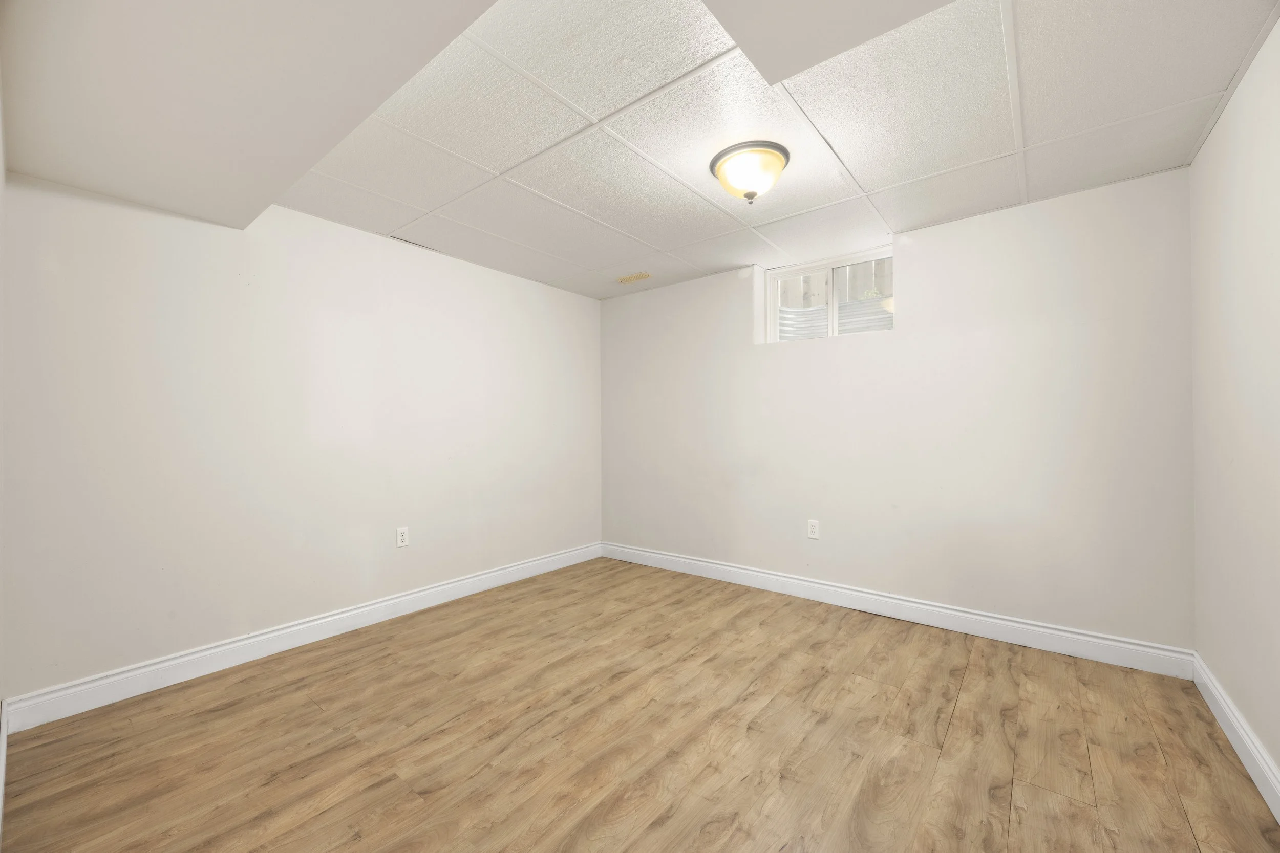 1166 Smither Rd -43.JPG