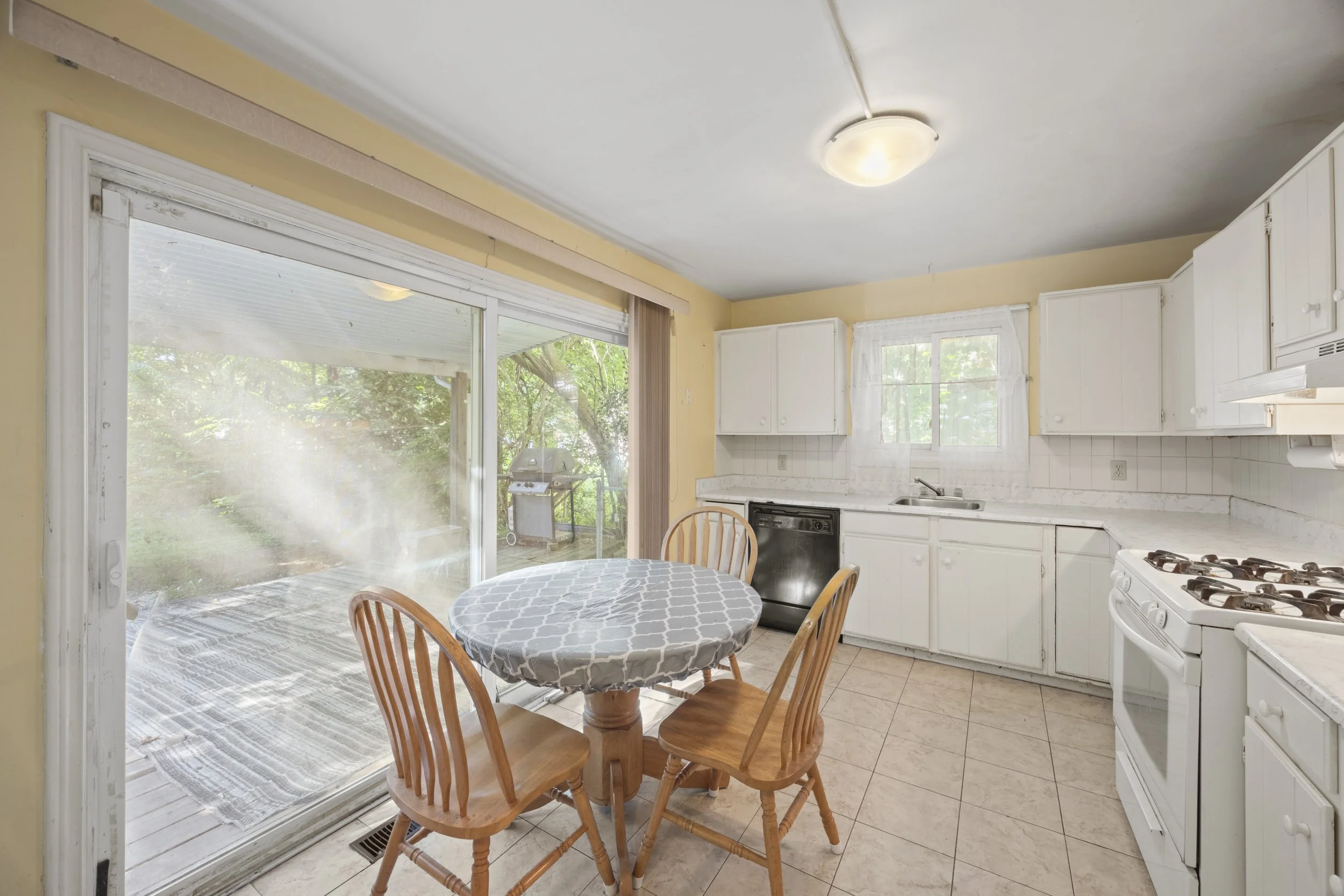 973 Dame St-15.JPG