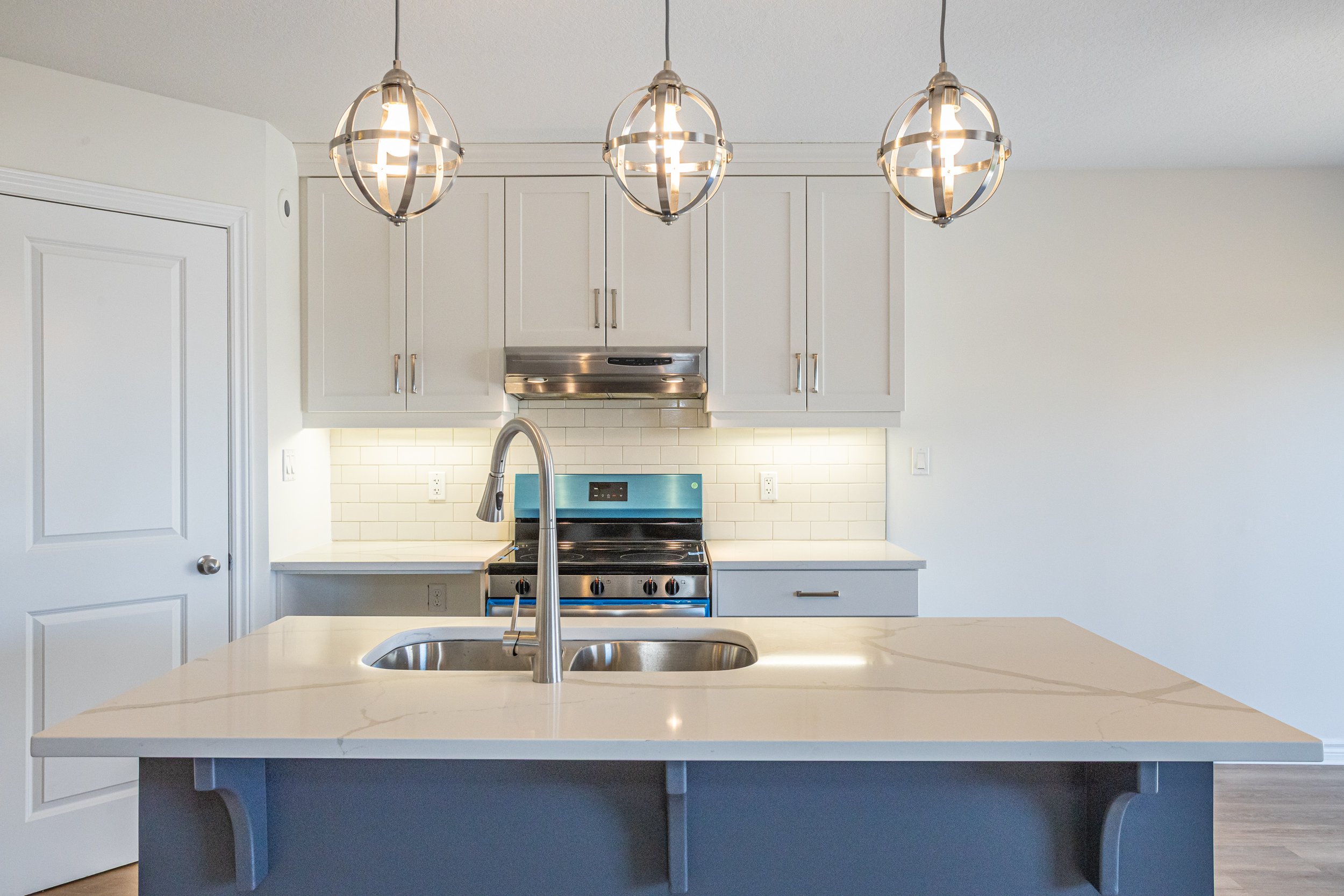 110 Peach Tree Blvd-9.jpg