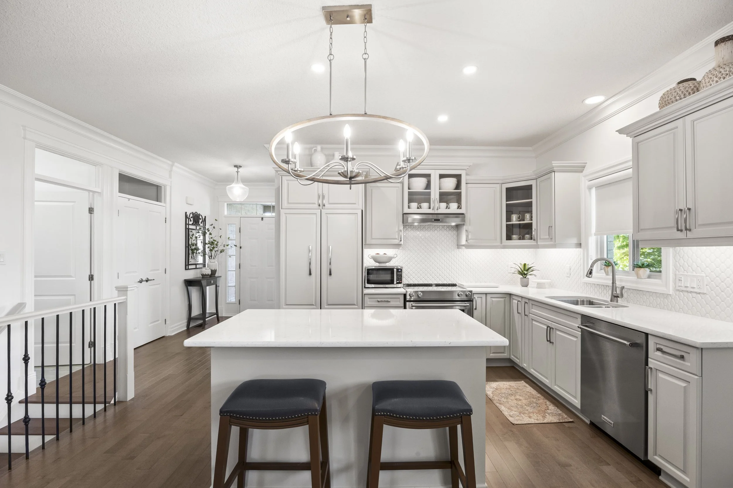 10-2080 Beaverbrook Ave -14.JPG