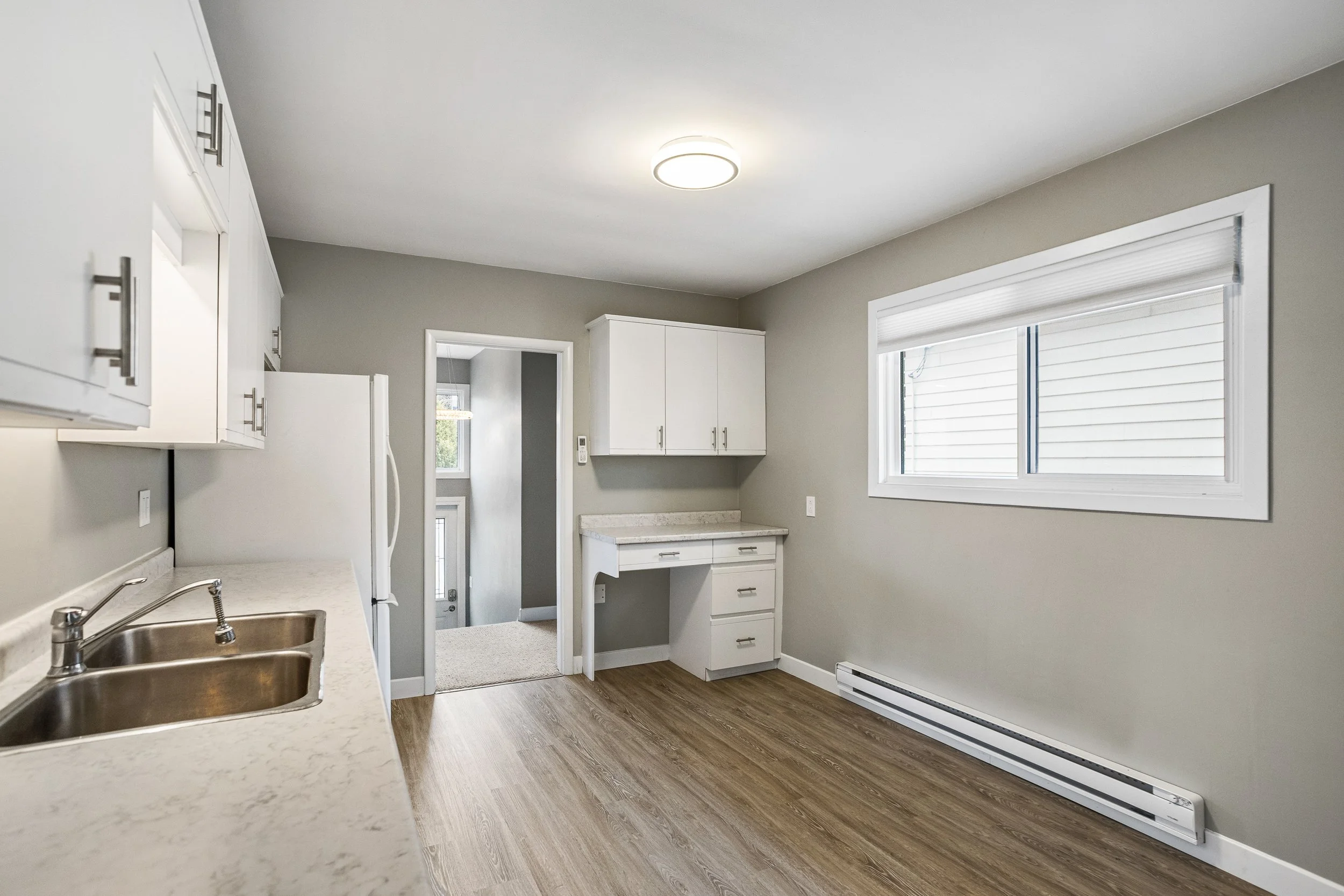 103 Main St S-12.jpg