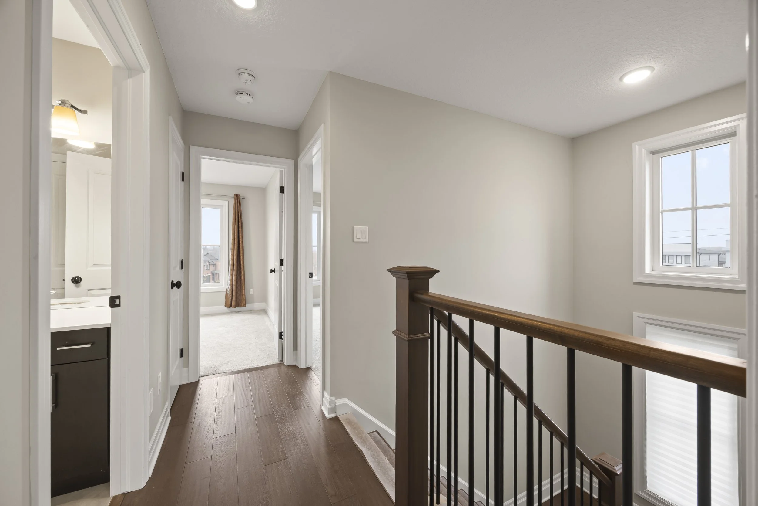 555 Sunningdale Rd E -23.JPG