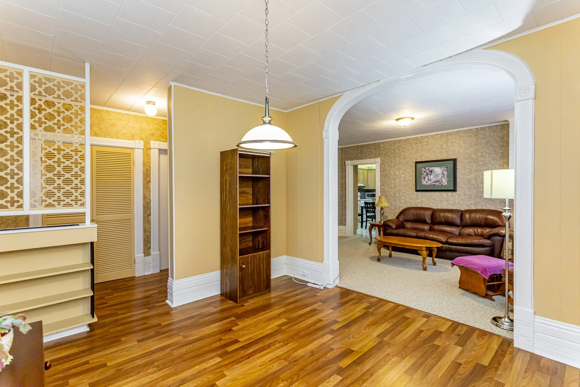 23909 Denfield Rd_10.jpg