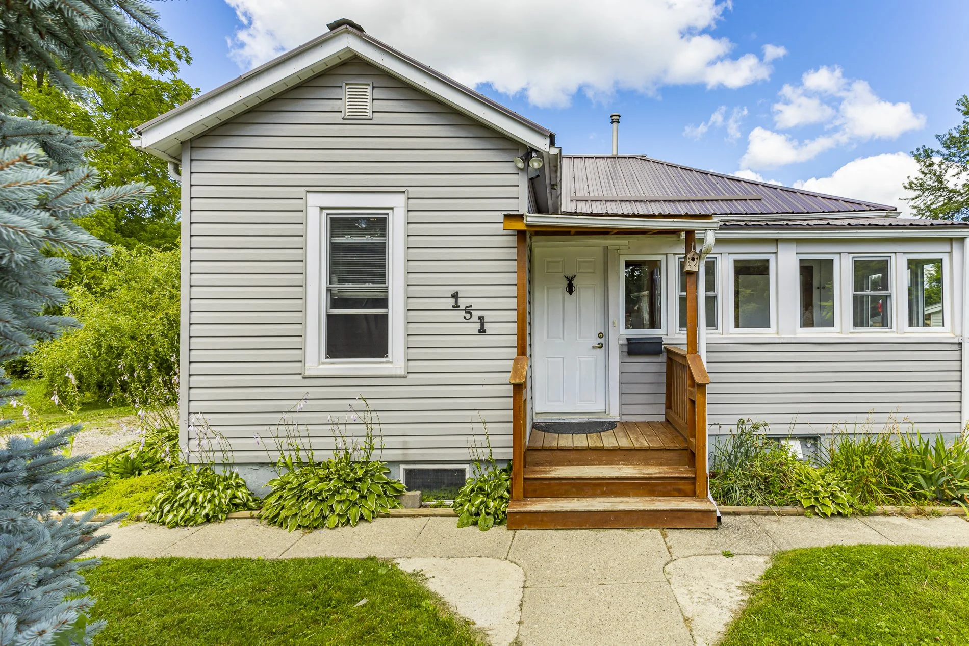 151 Simpson St_05.jpg