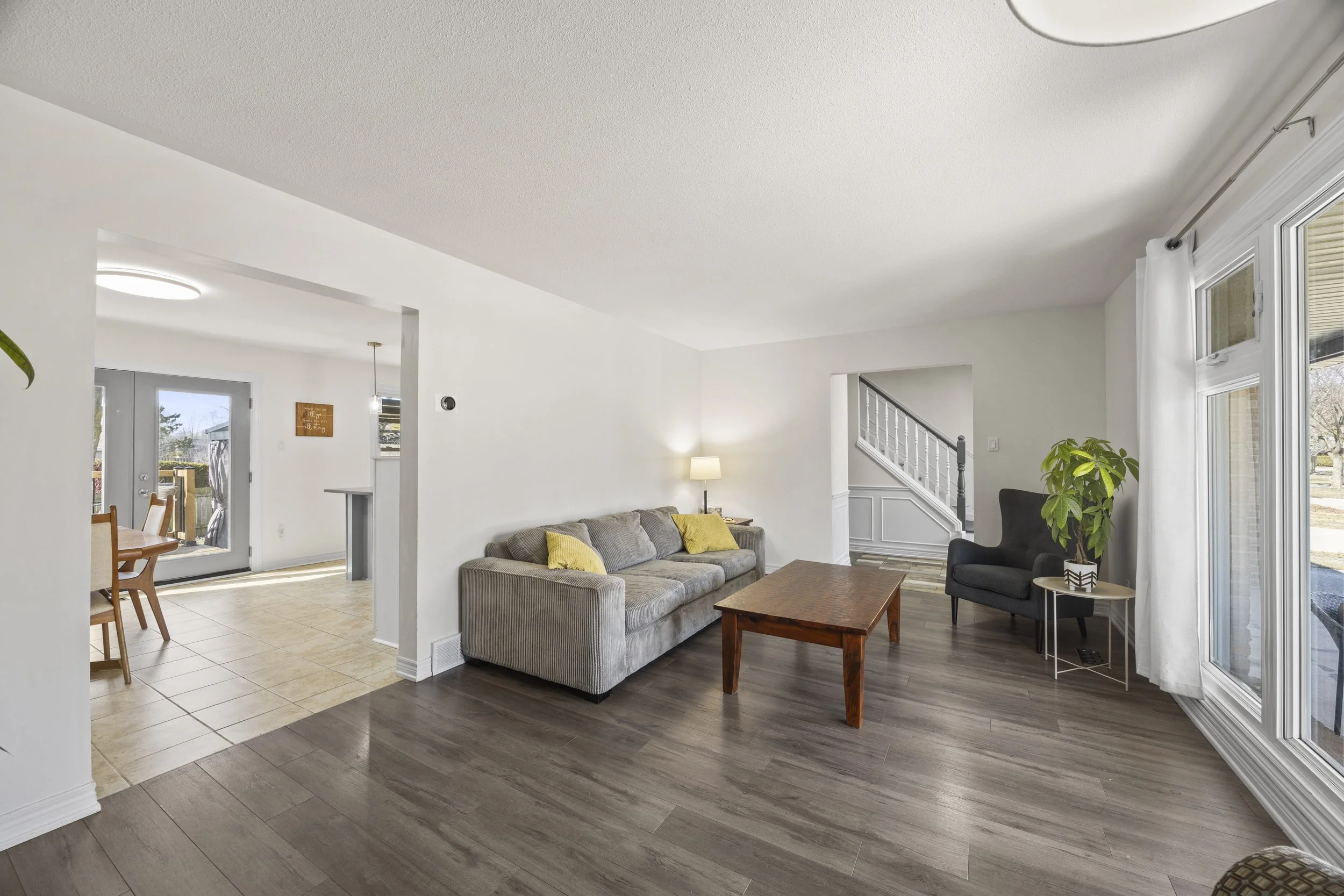 931 Farnham Rd -13.JPG