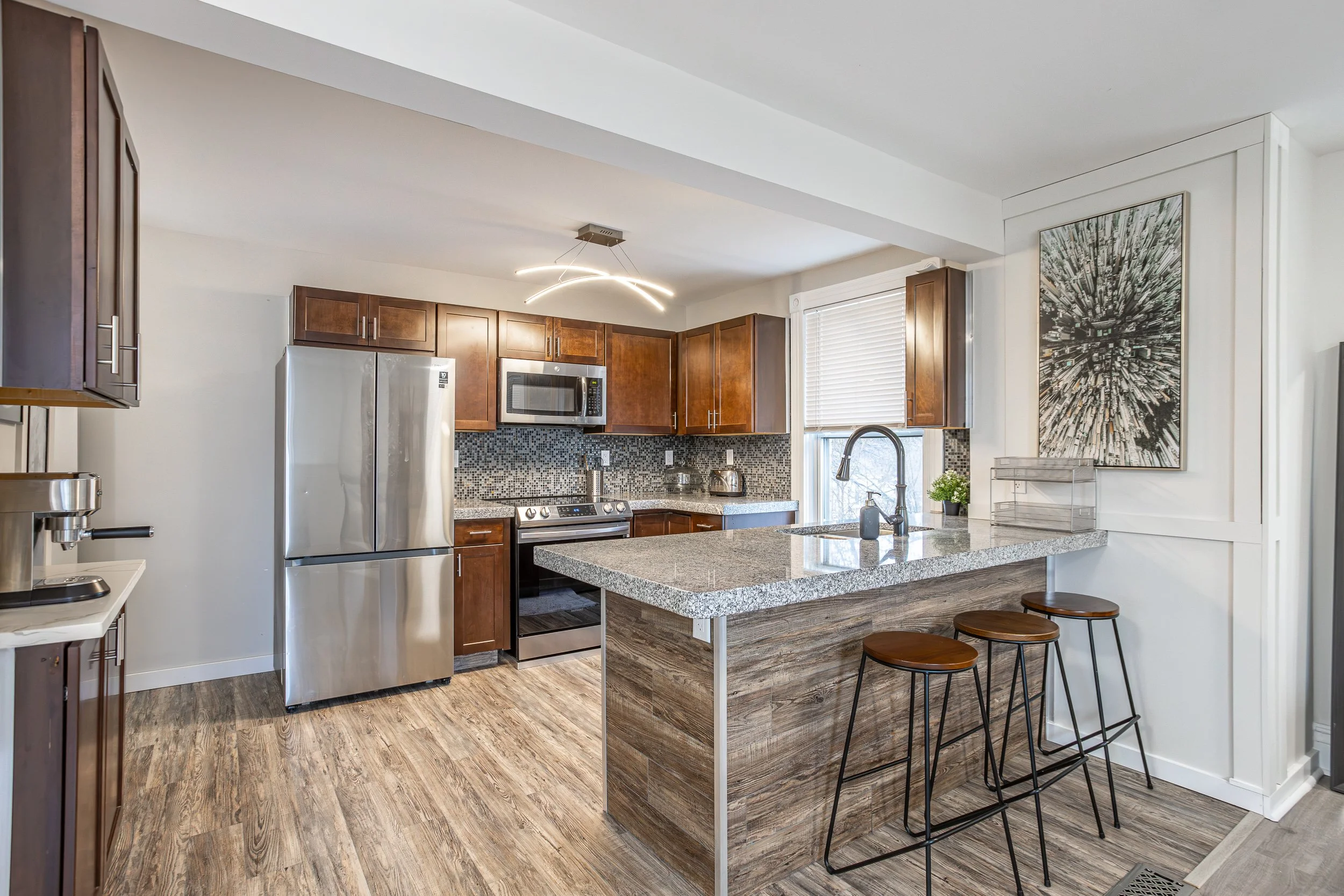 141 Bruce St - Unit 1-12.jpg