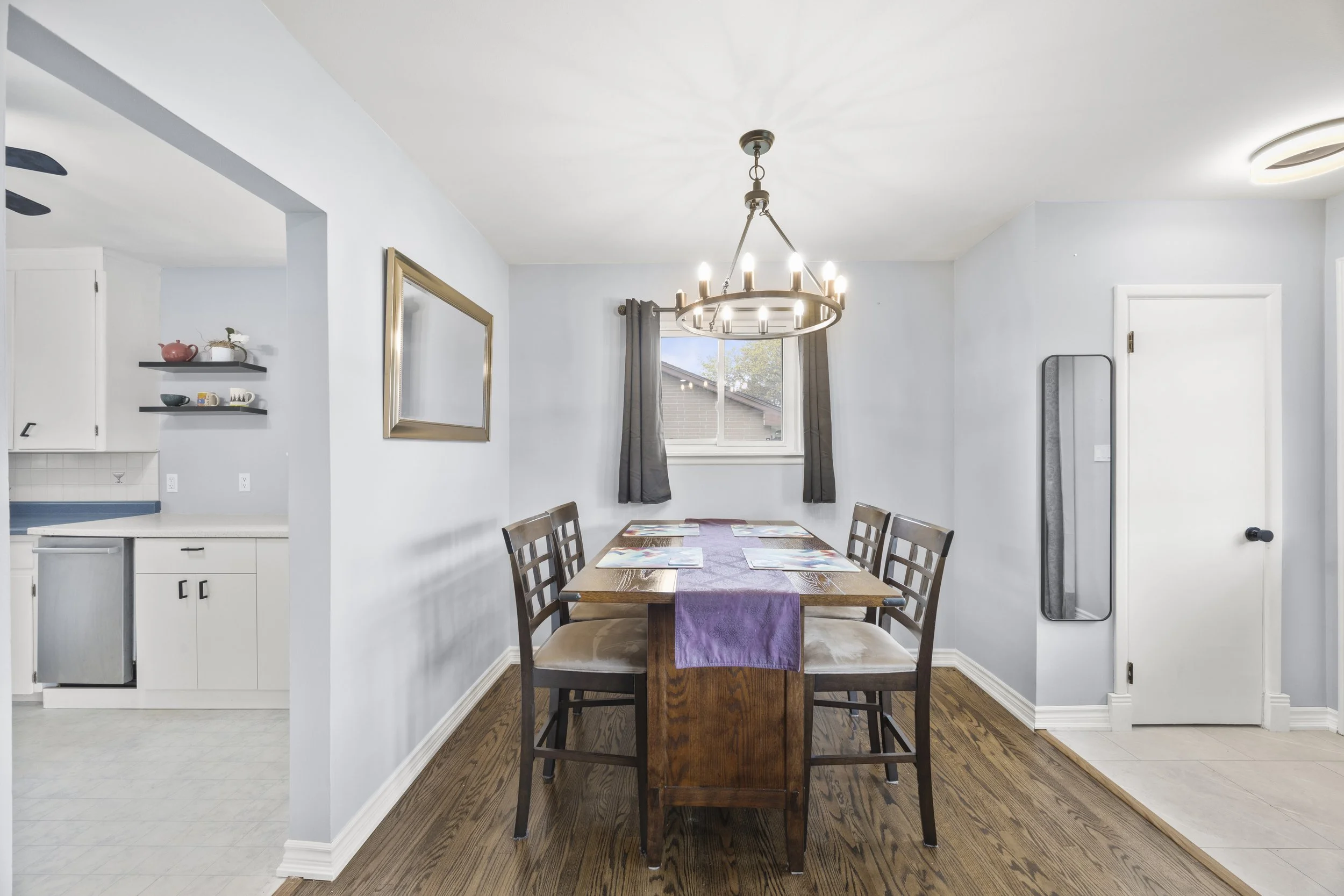 219 Burnside Dr -12.JPG