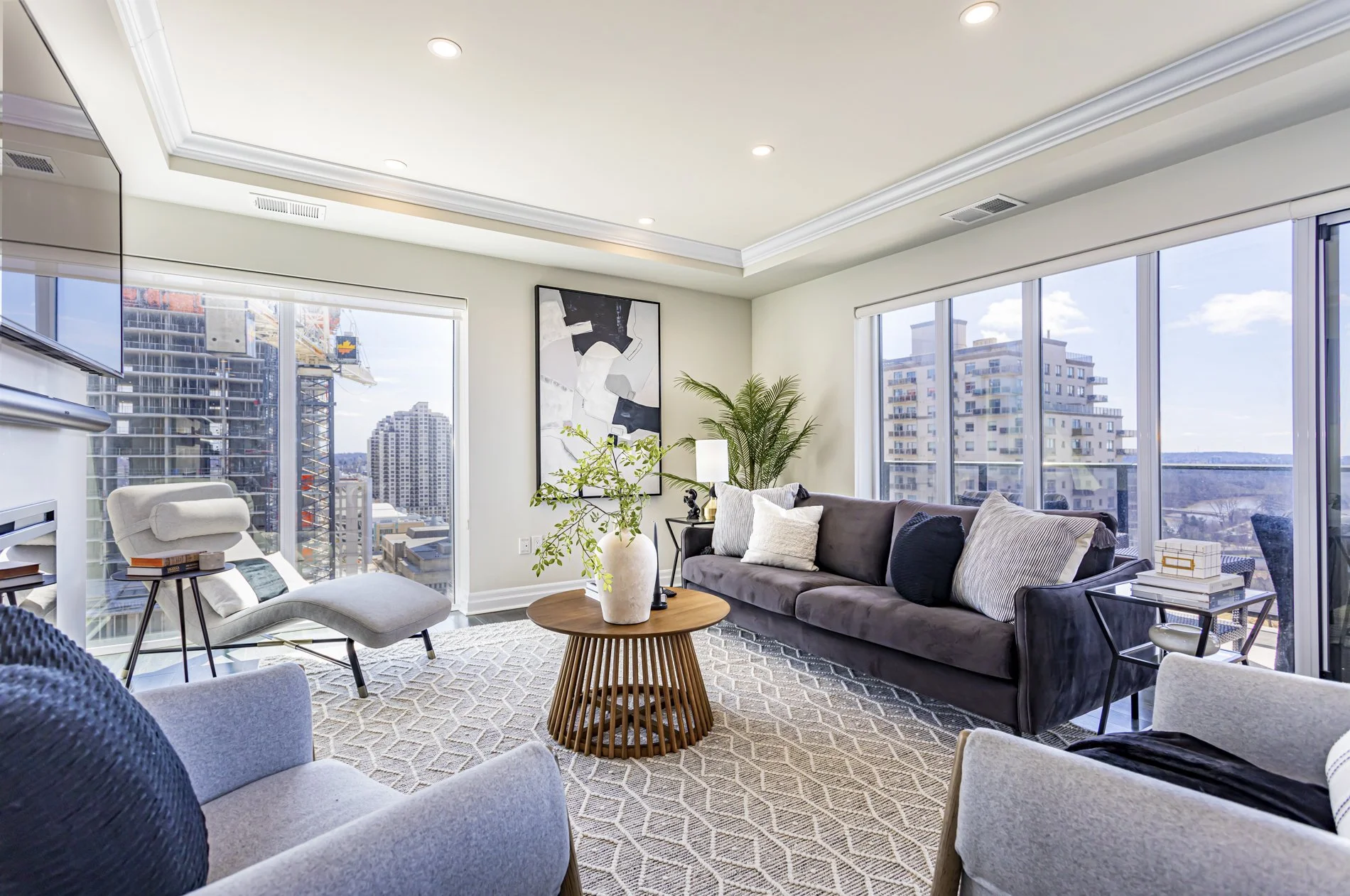 1709-505 Talbot St_14.jpg