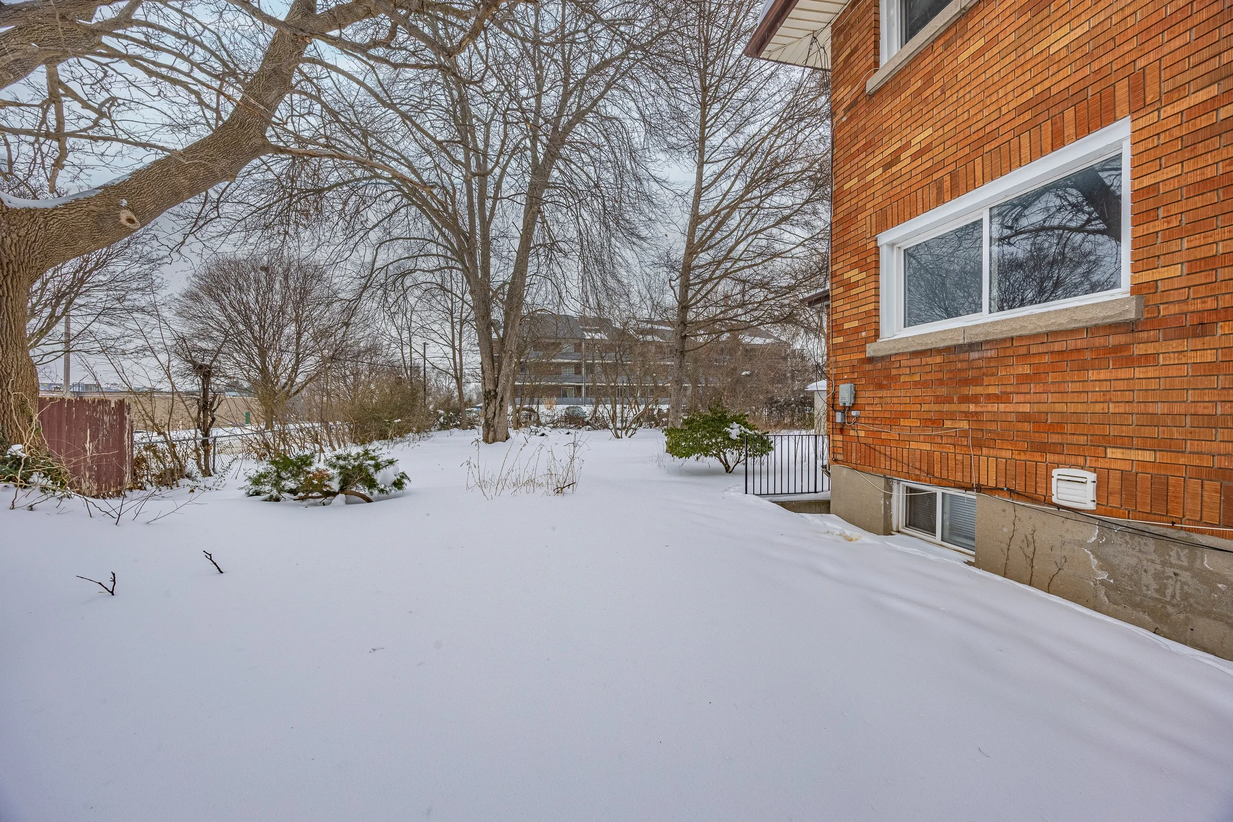 664 Cheapside St -26.jpg