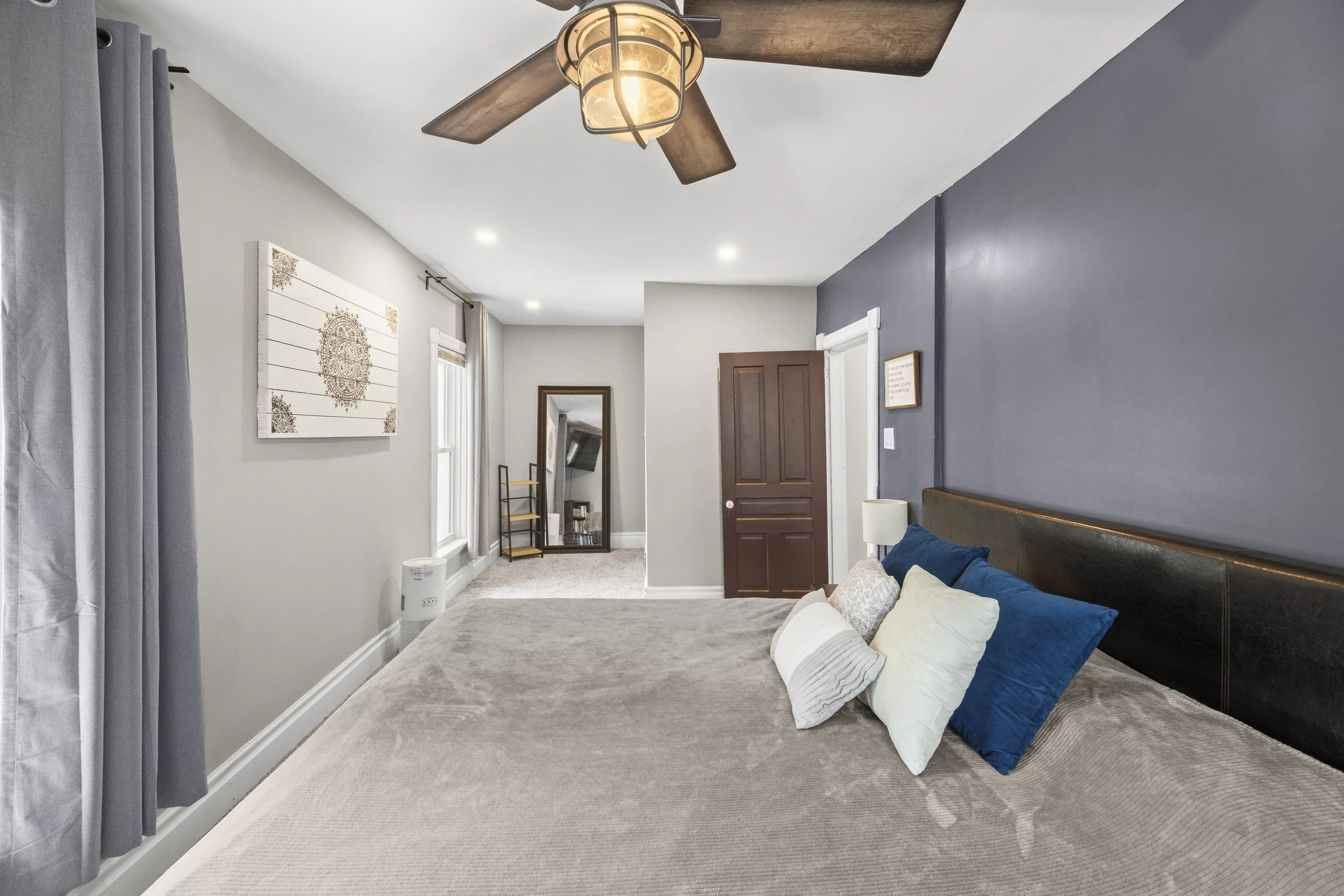 152 Wonham St S -22.jpg