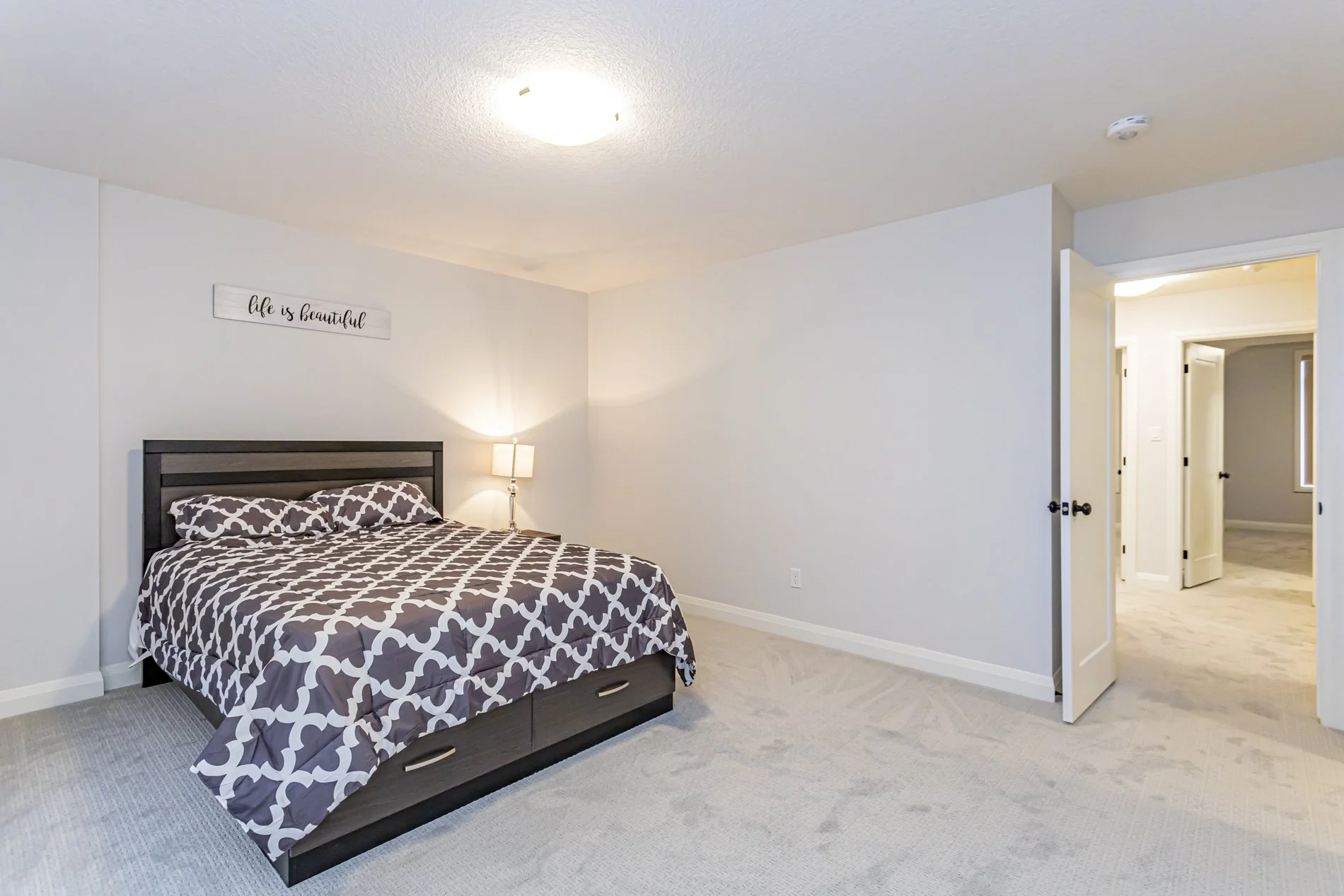 25-93 Stonefield Ln_32.JPG