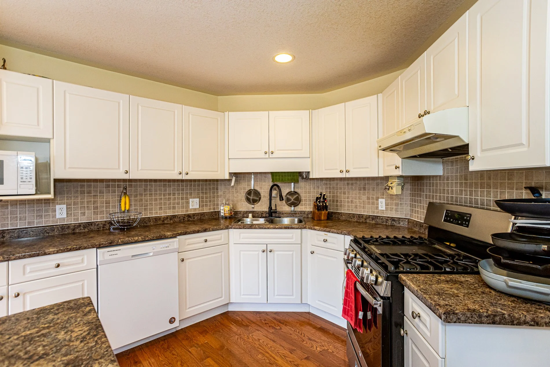 8 Primrose Drive-20.jpg