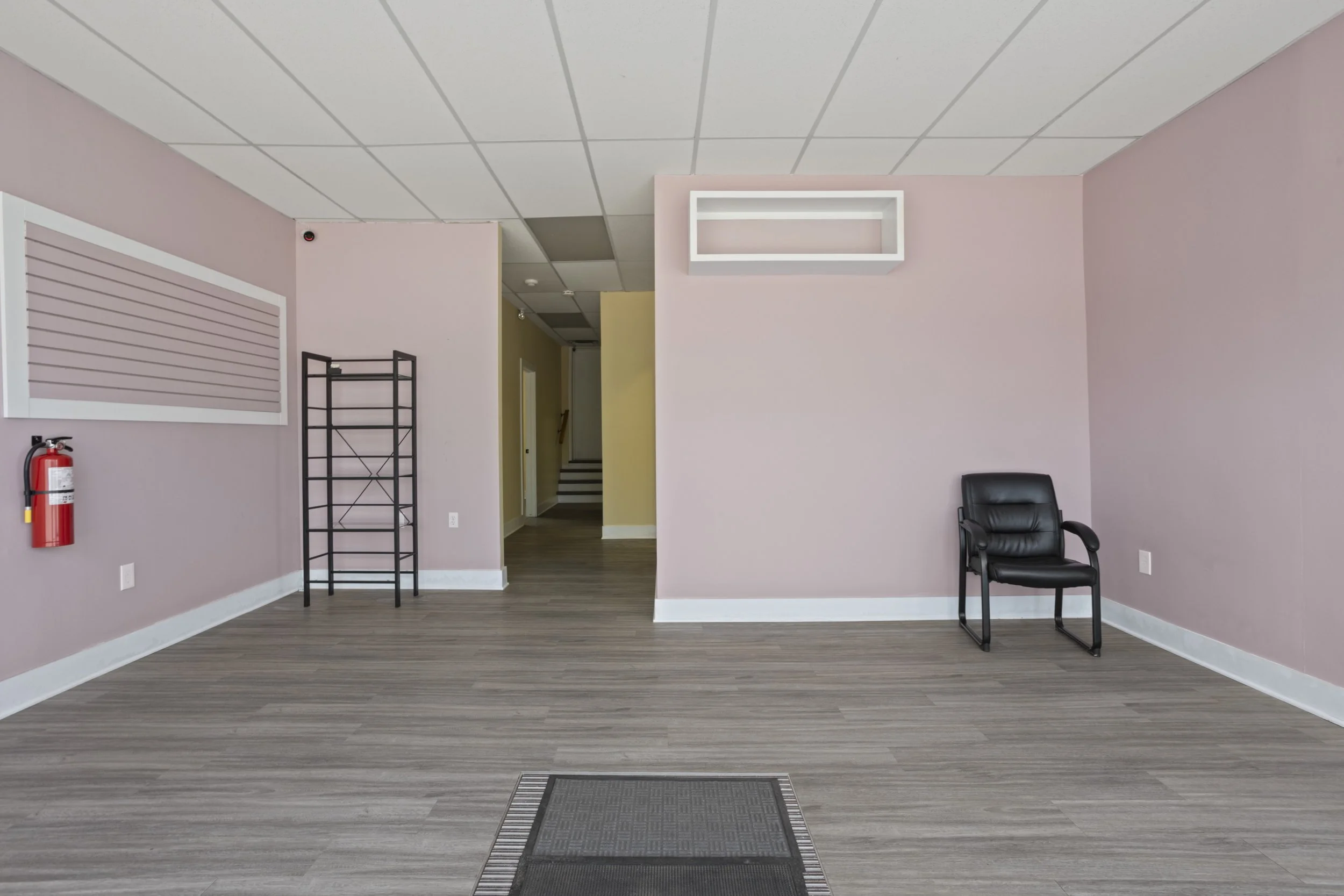 315 Warrencliffe Rd -05.jpg