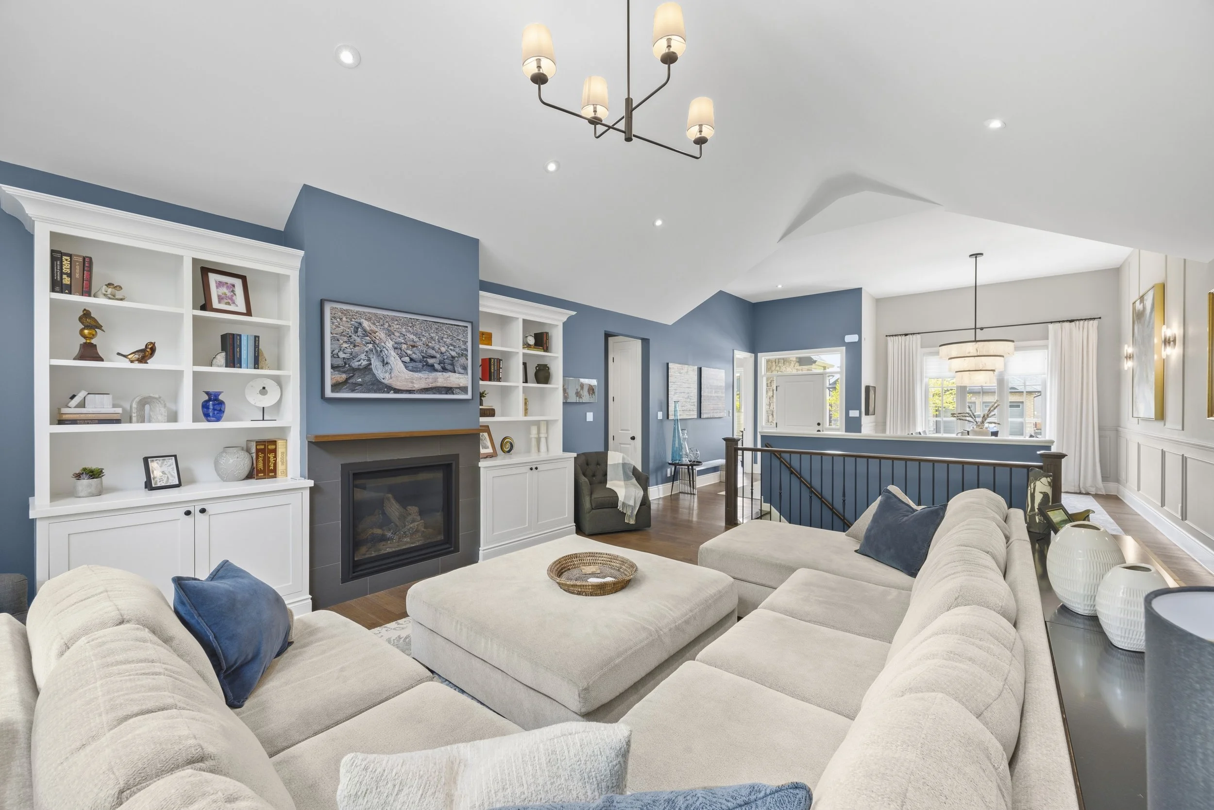 2263 Dauncey Cres -13.JPG