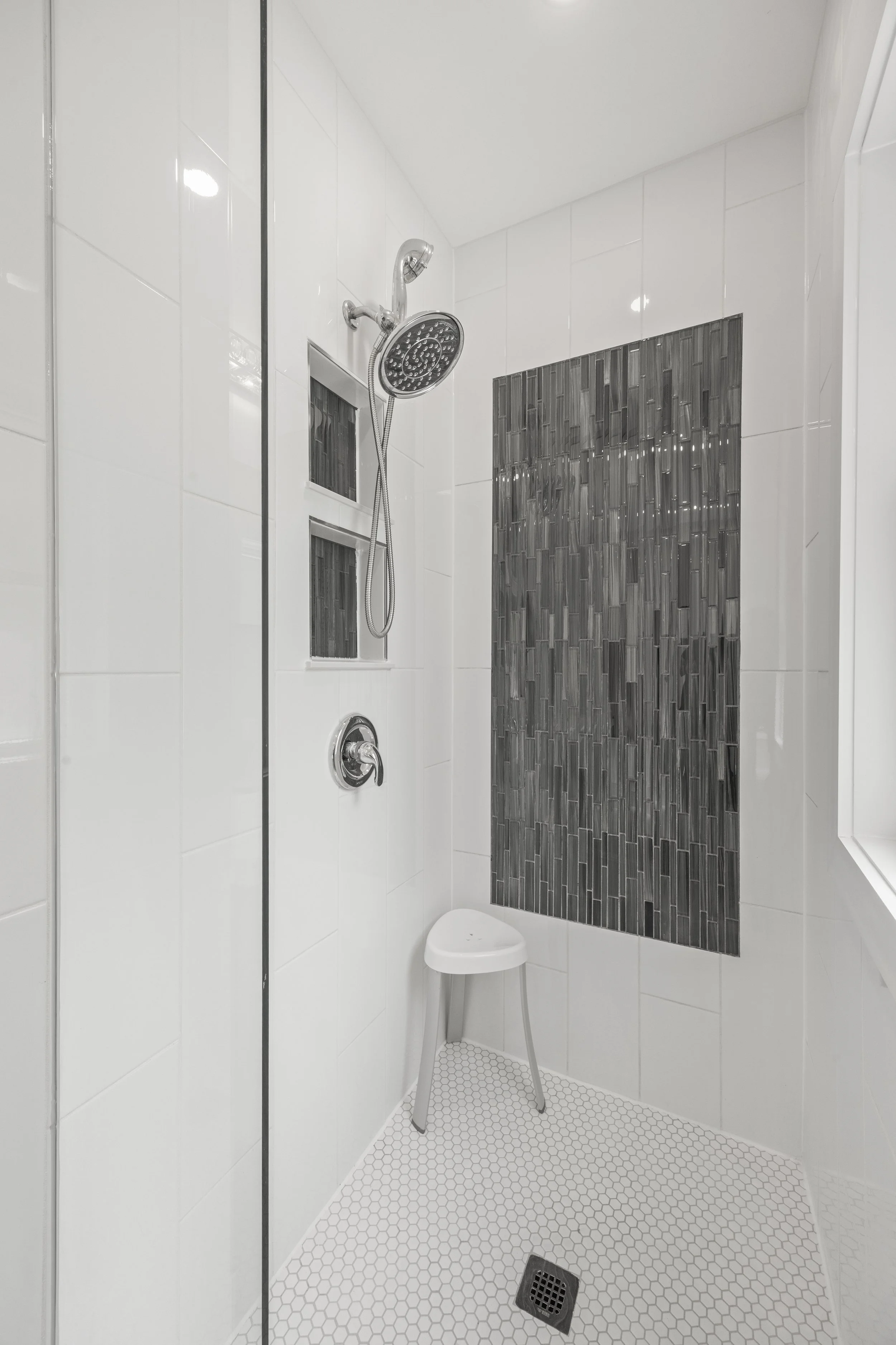 111 Alexandra St -27.JPG